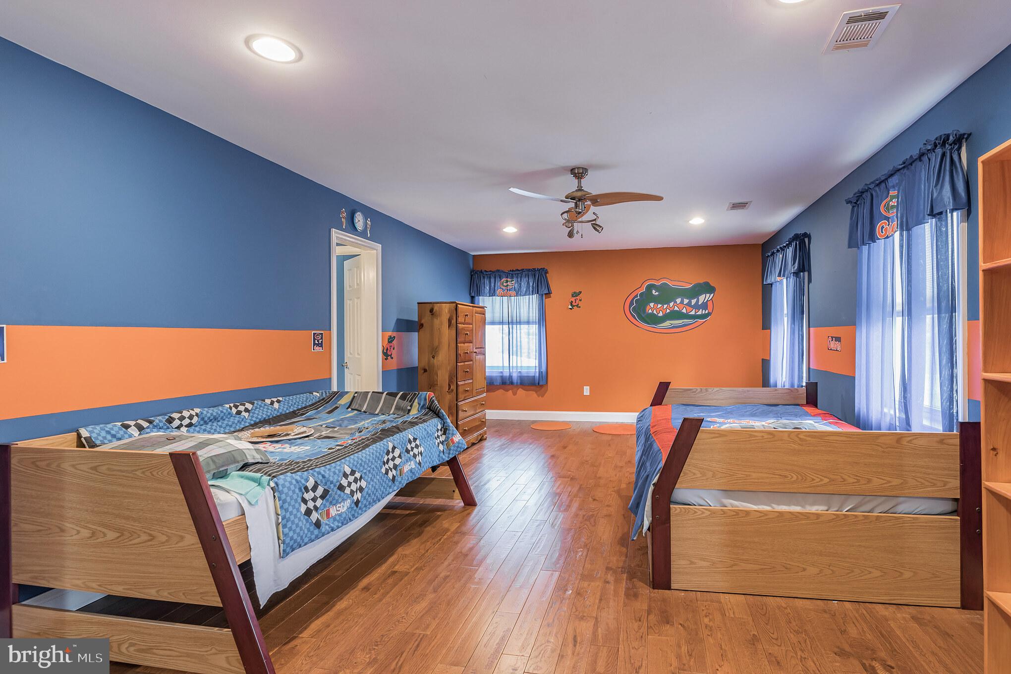 LOCH HAVEN BEACH - Residential