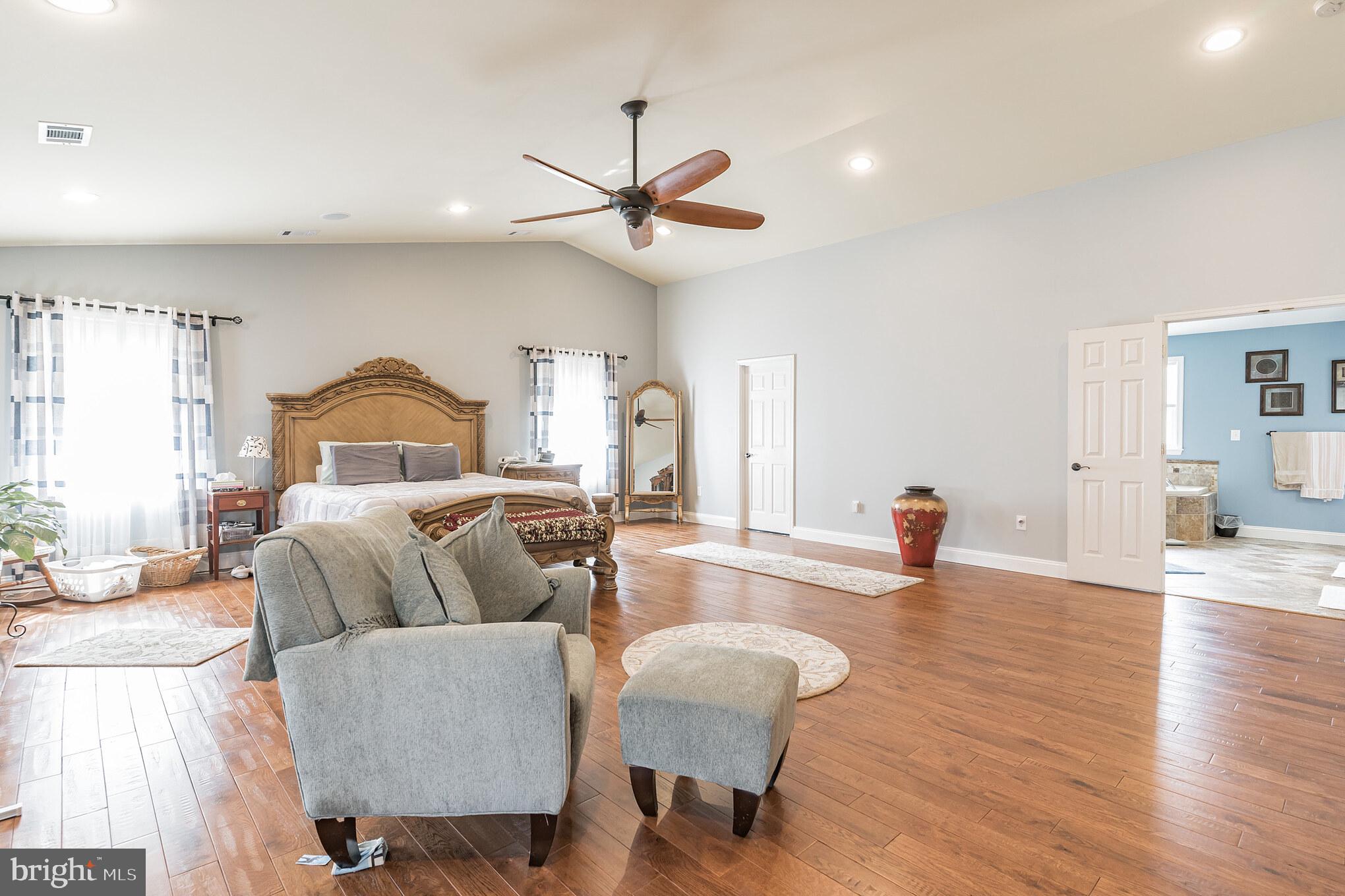 LOCH HAVEN BEACH - Residential