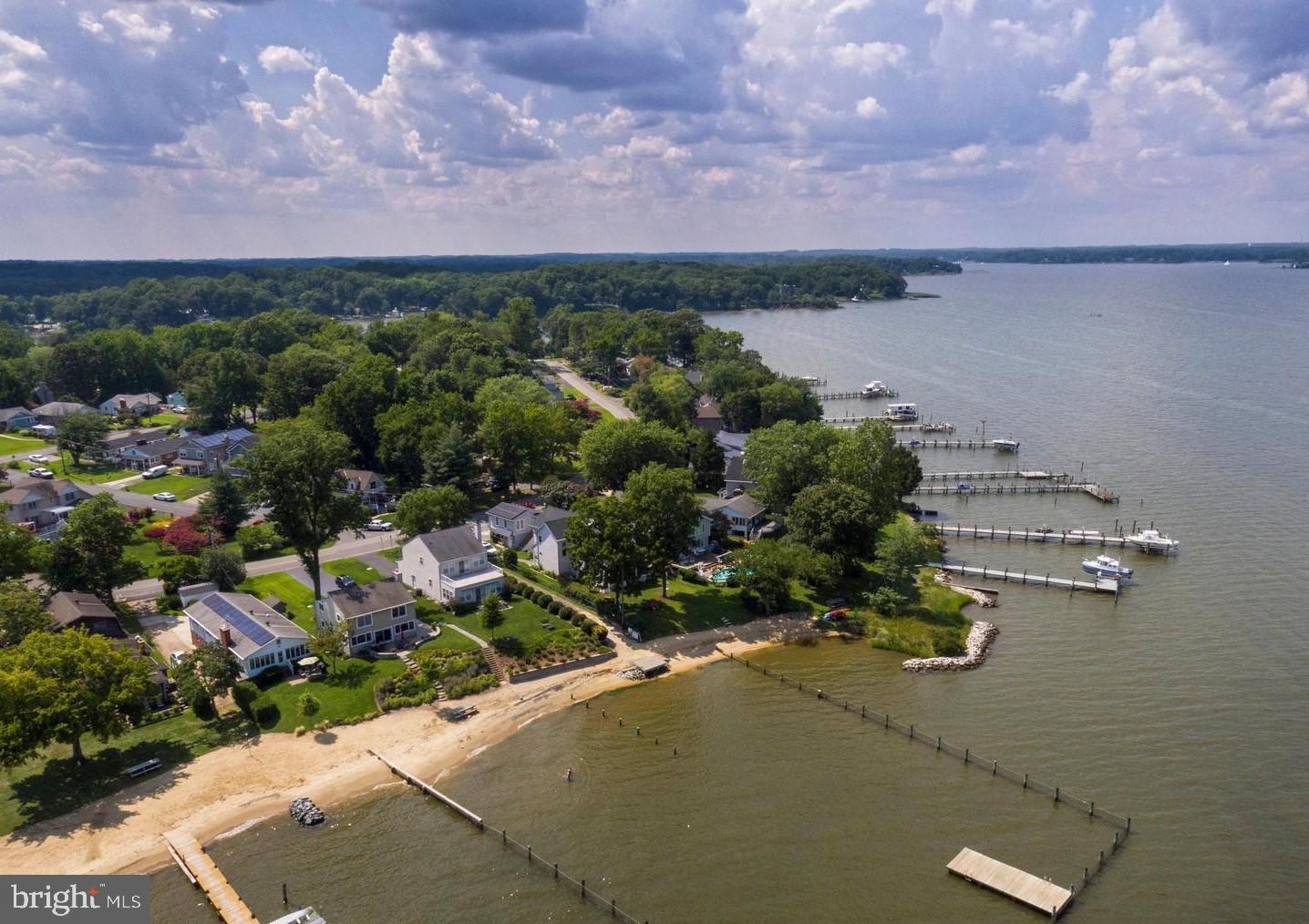 LOCH HAVEN BEACH - Residential