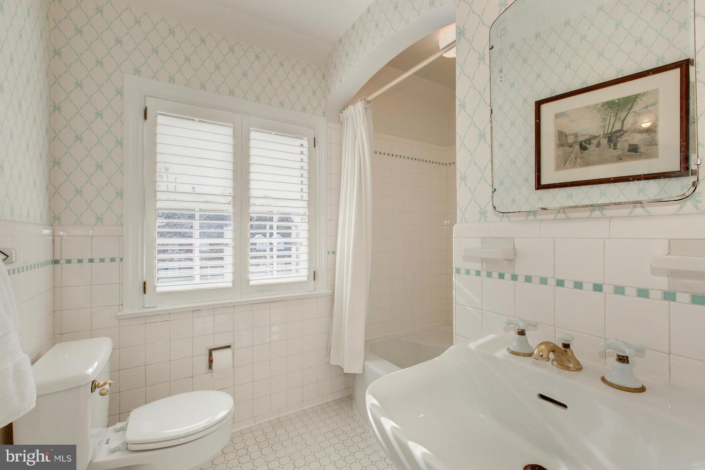 KENWOOD - Residential