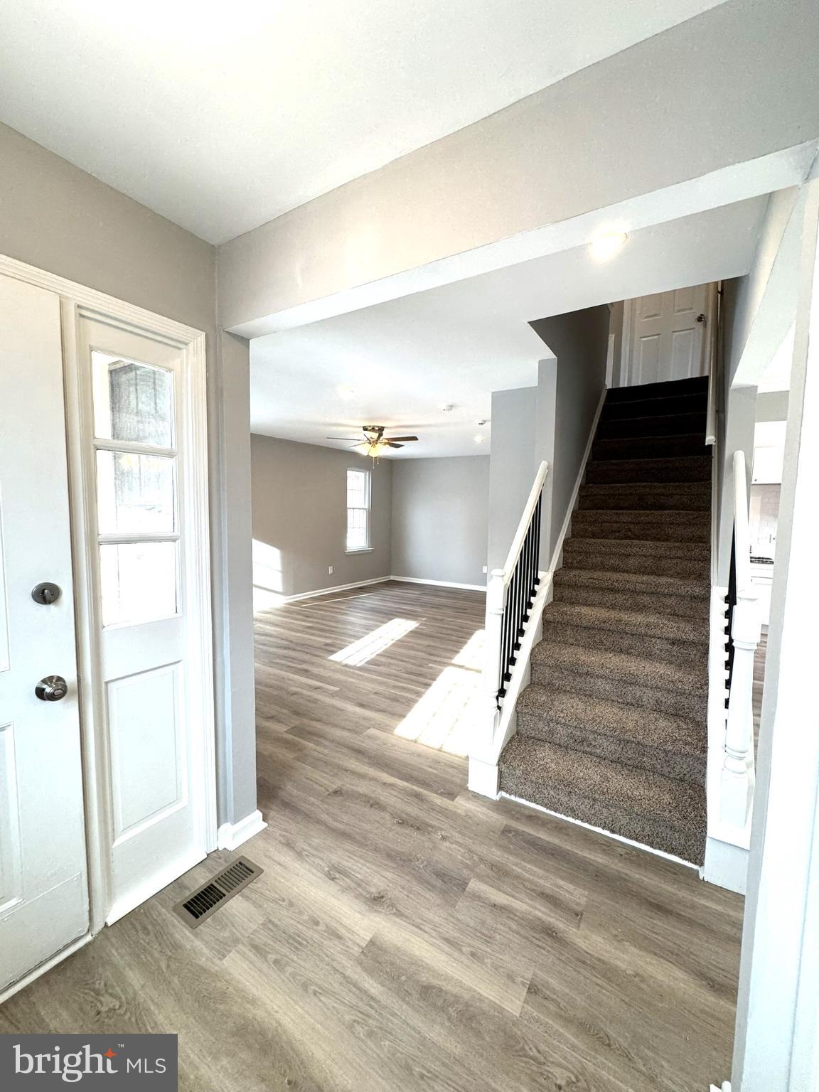 MONTGOMERY GLEN - Residential