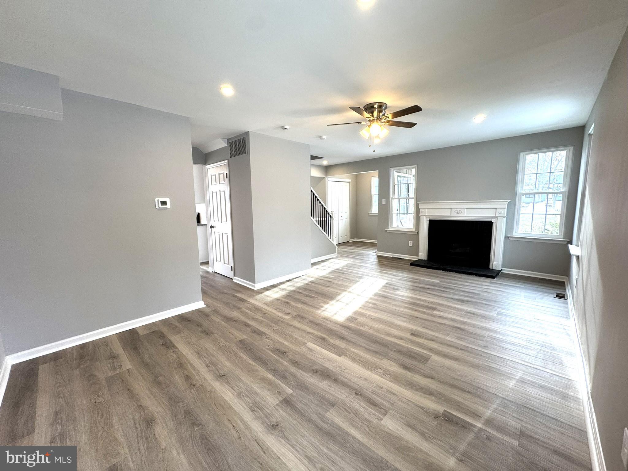 MONTGOMERY GLEN - Residential