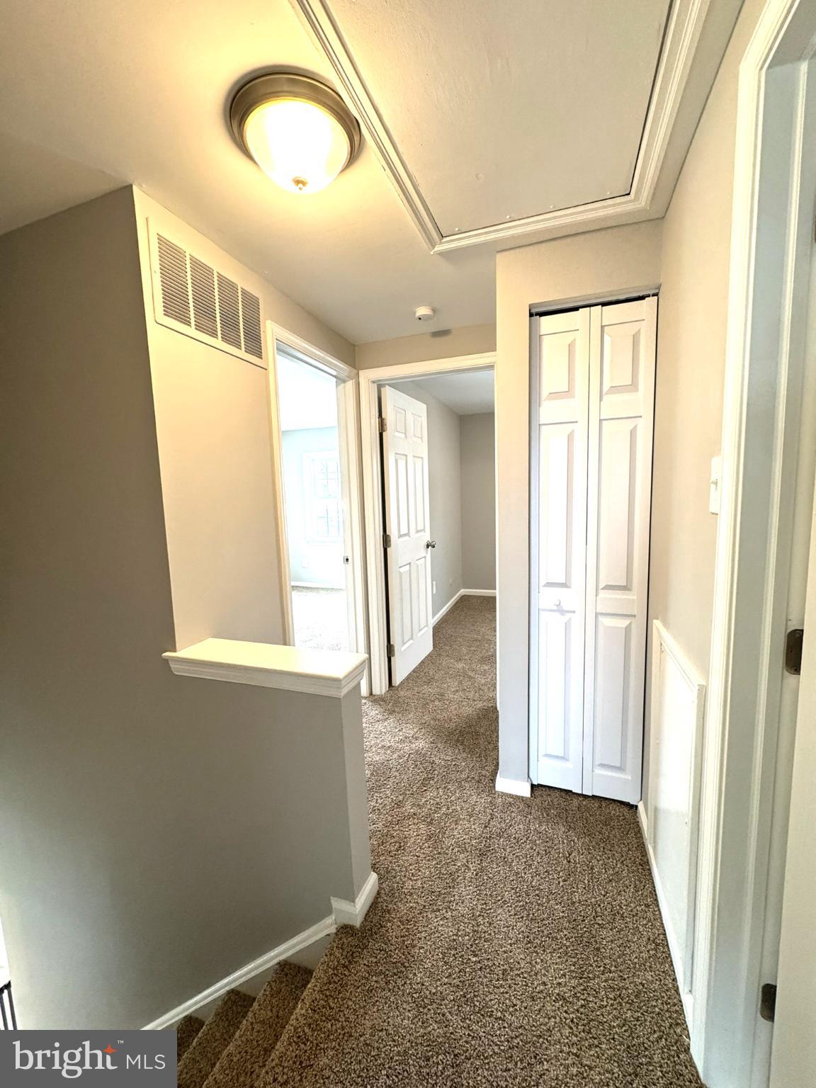 MONTGOMERY GLEN - Residential