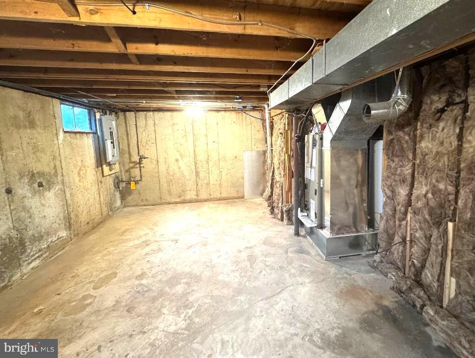 MONTGOMERY GLEN - Residential