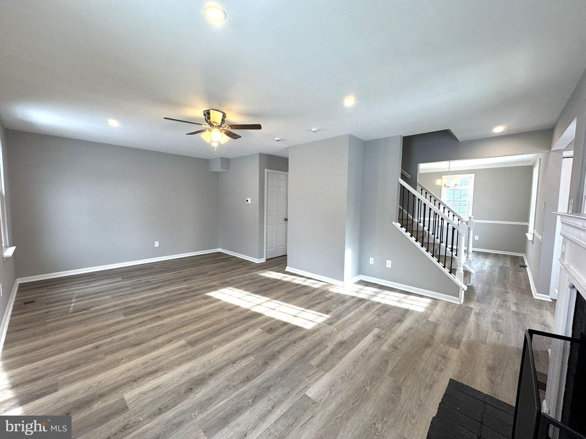 MONTGOMERY GLEN - Residential