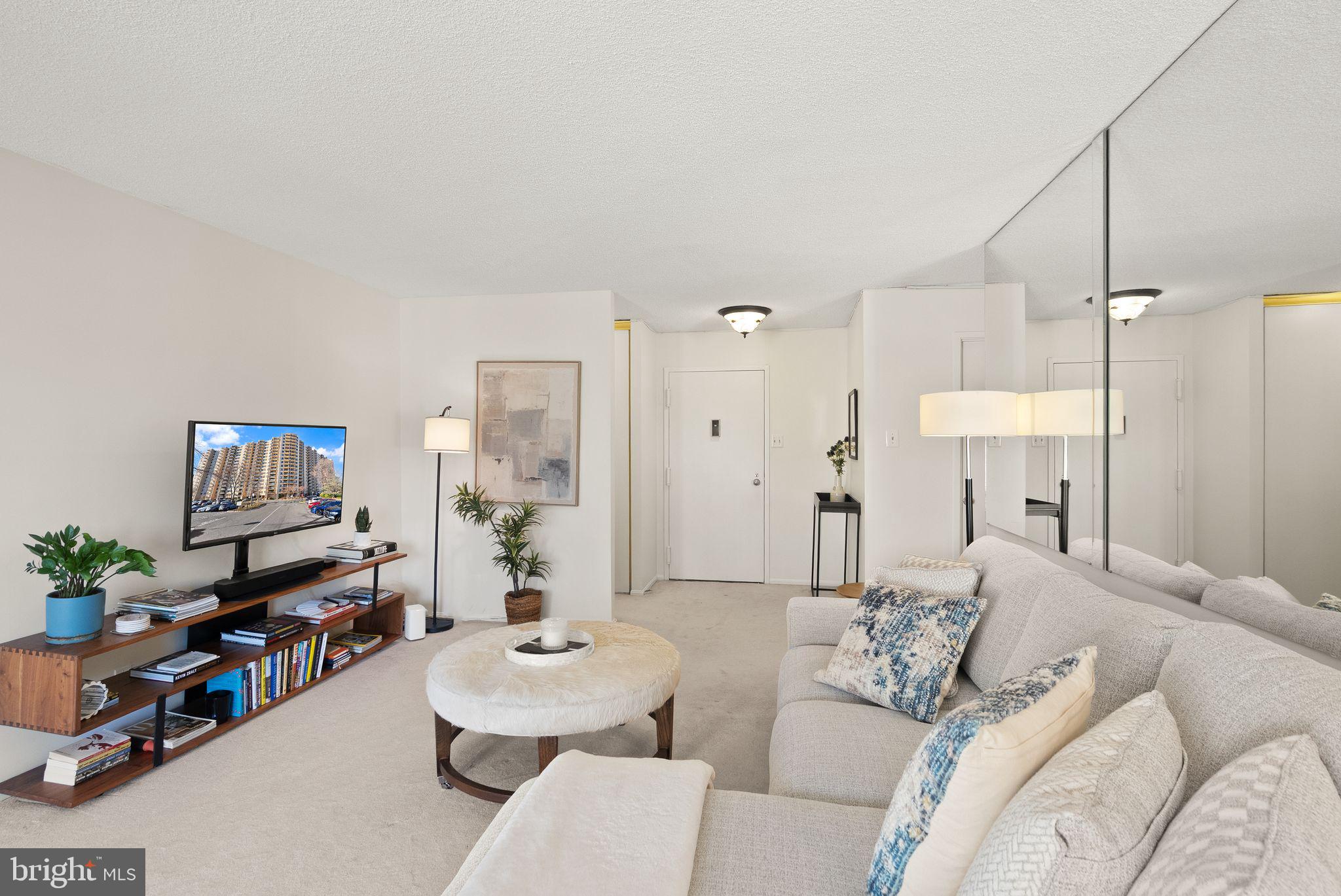 203 YOAKUM PARKWAY 507