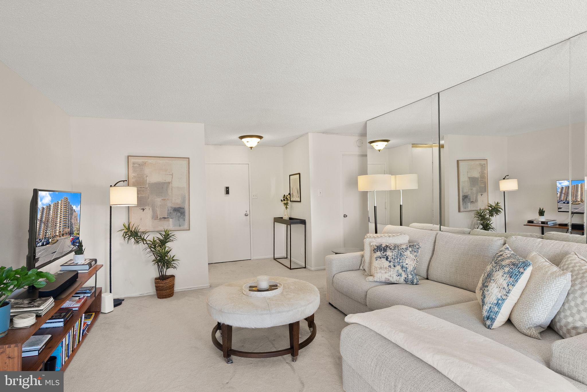 203 YOAKUM PARKWAY 507