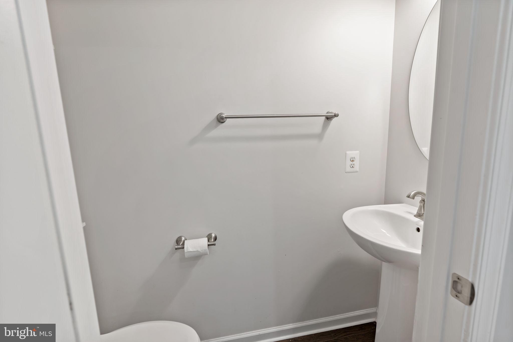 POTOMAC STATION - Residential