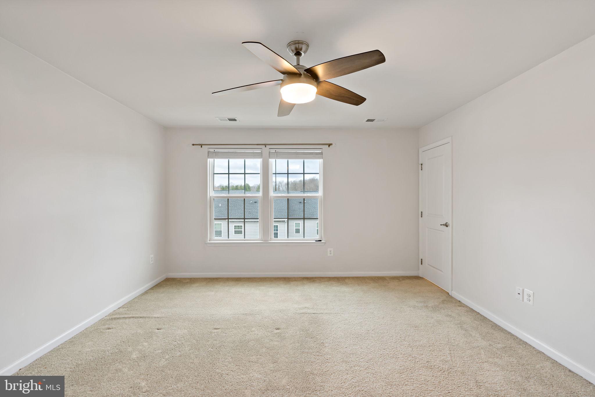 POTOMAC STATION - Residential