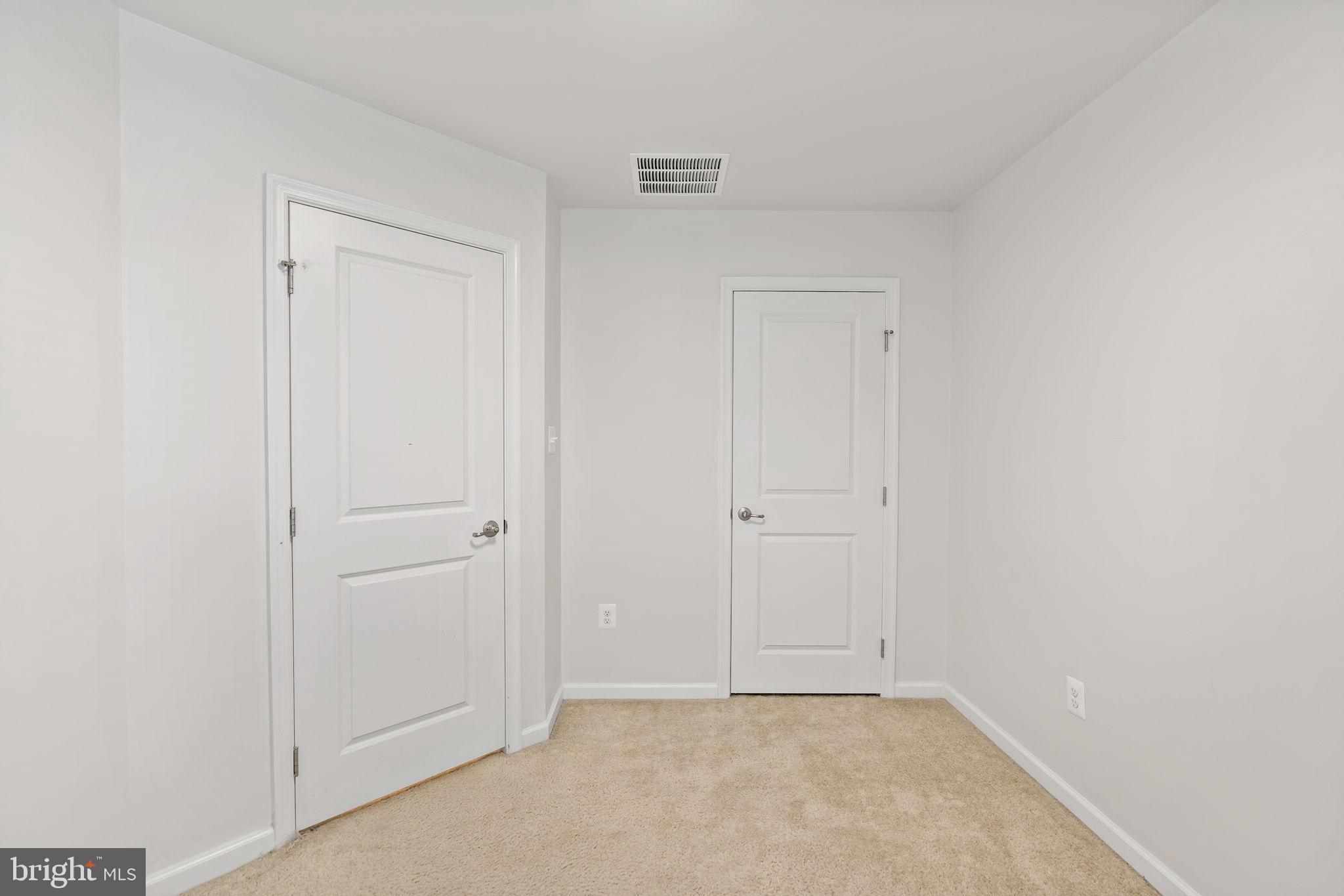 POTOMAC STATION - Residential