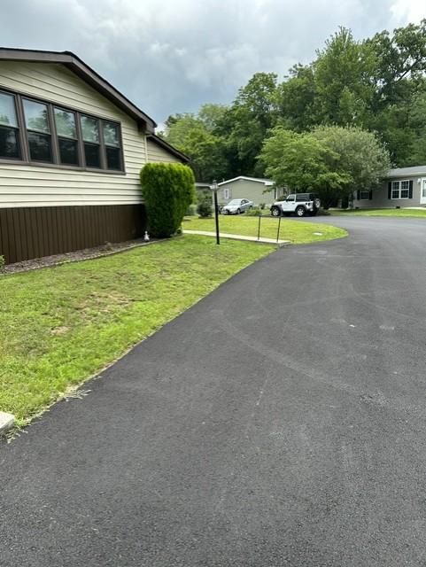 526 RAMBLEWOOD LANE