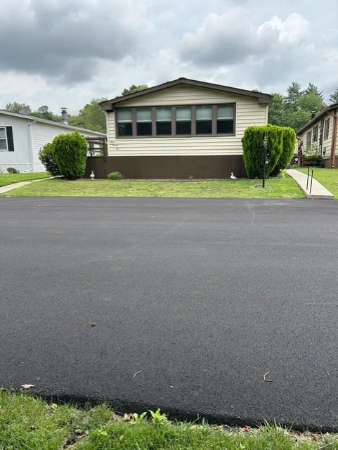 526 RAMBLEWOOD LANE