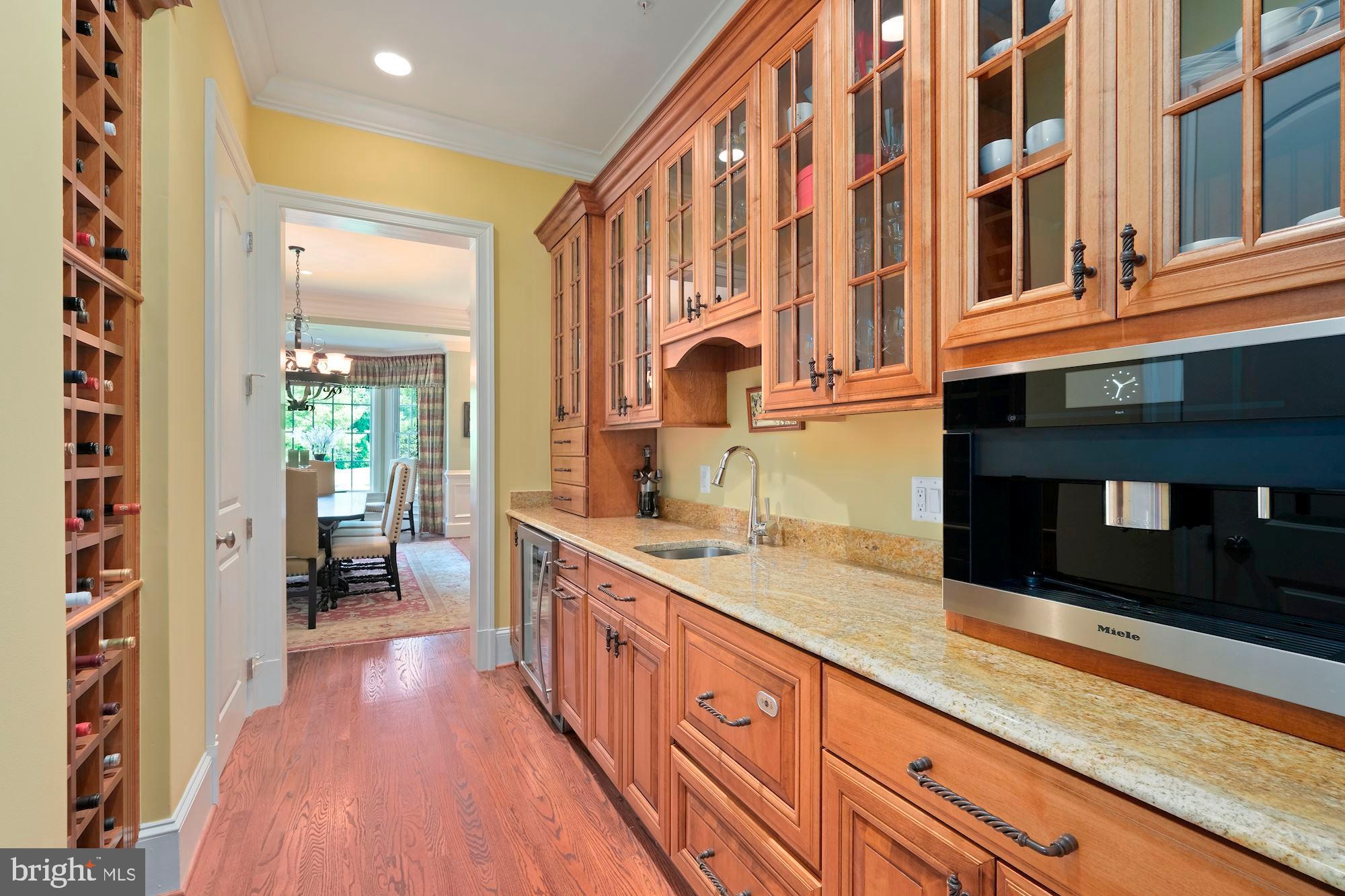 RIVERWOOD - Residential