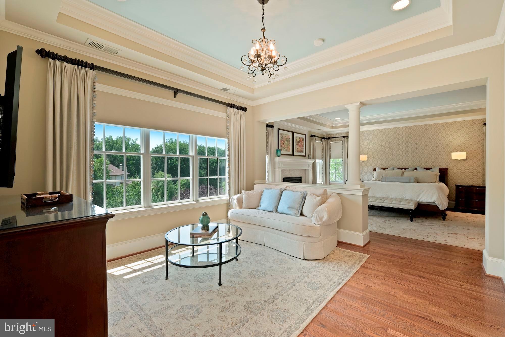 RIVERWOOD - Residential