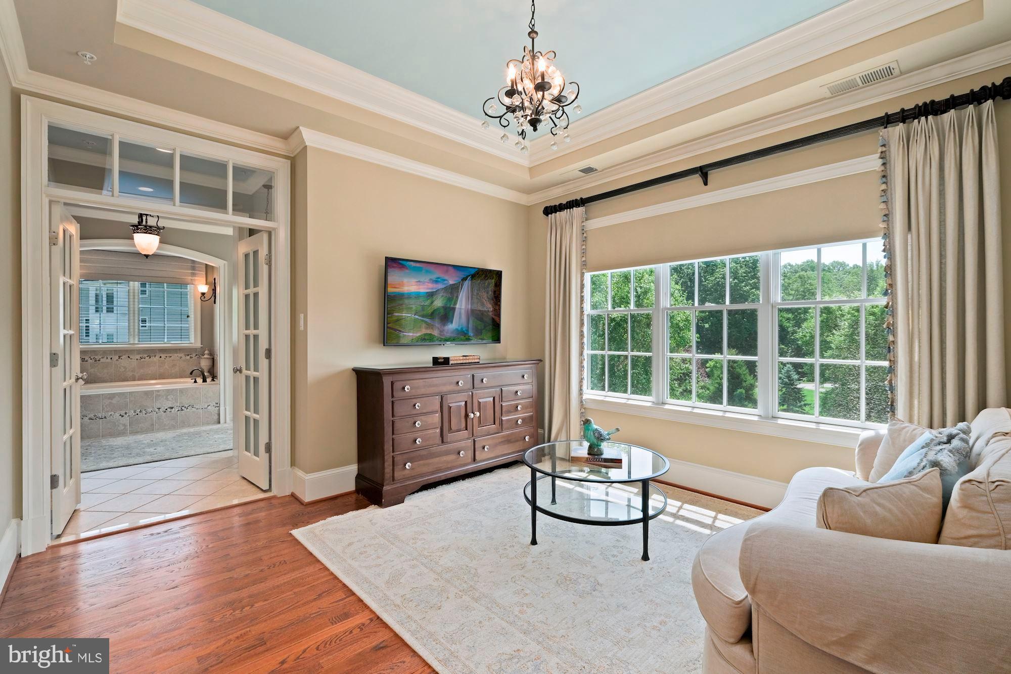 RIVERWOOD - Residential