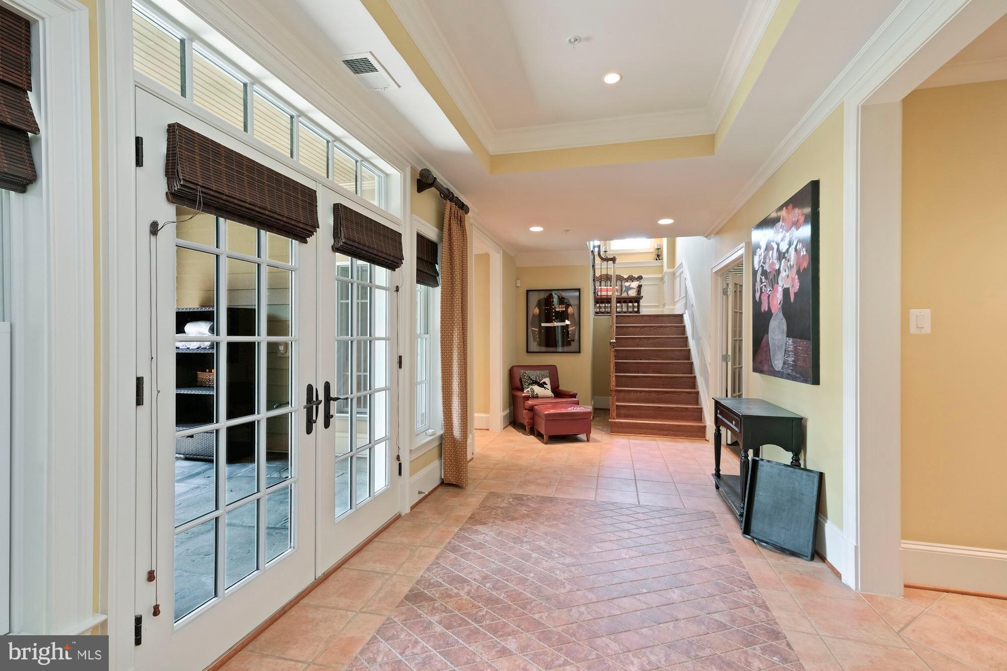 RIVERWOOD - Residential