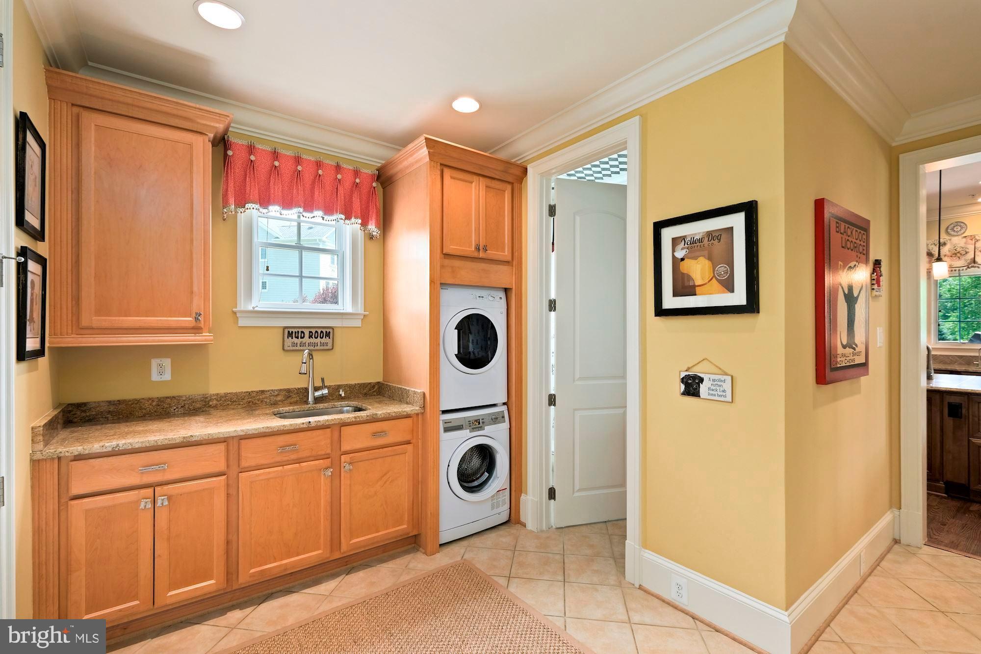 RIVERWOOD - Residential