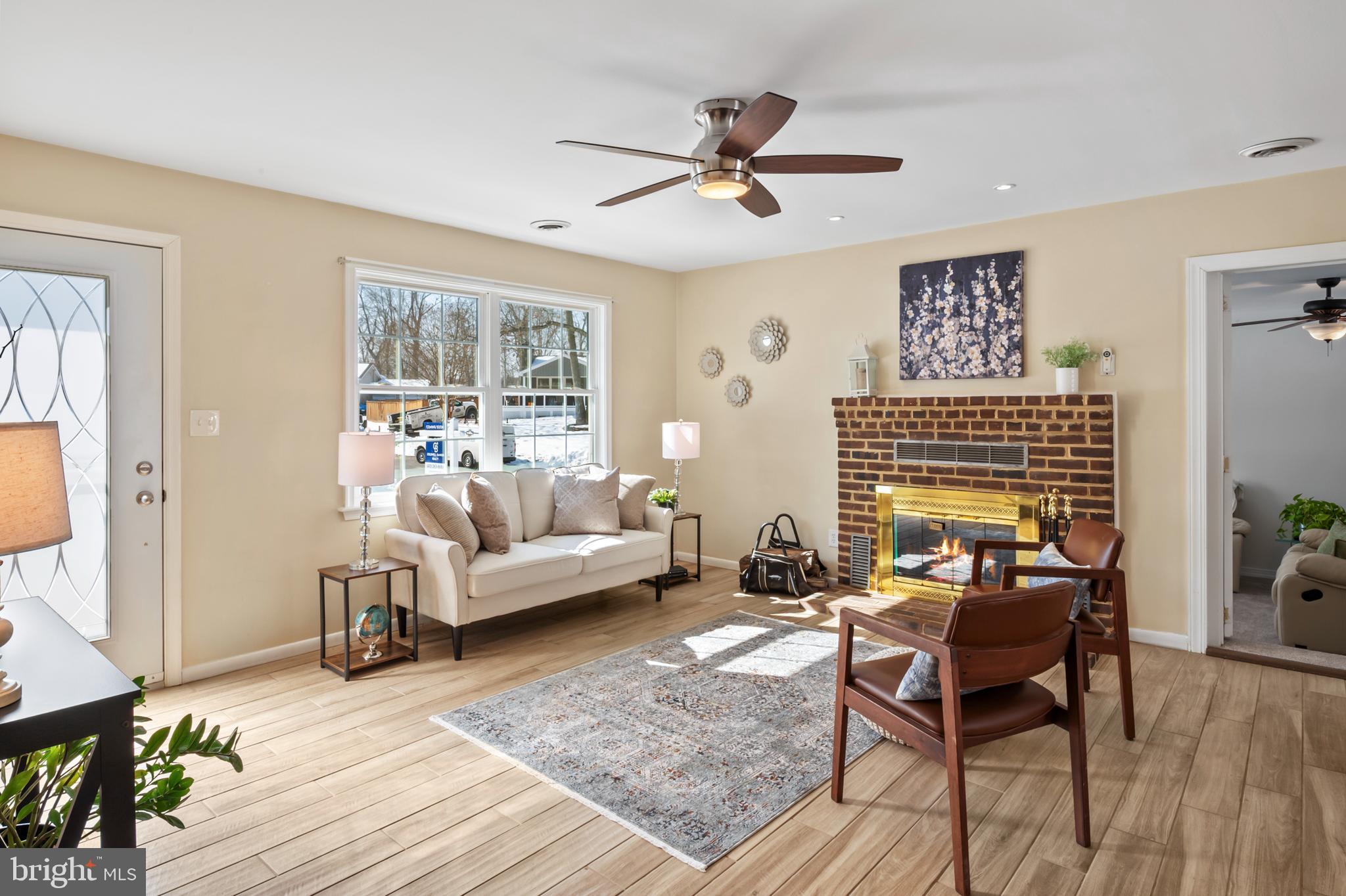 RIVERWOOD - Residential