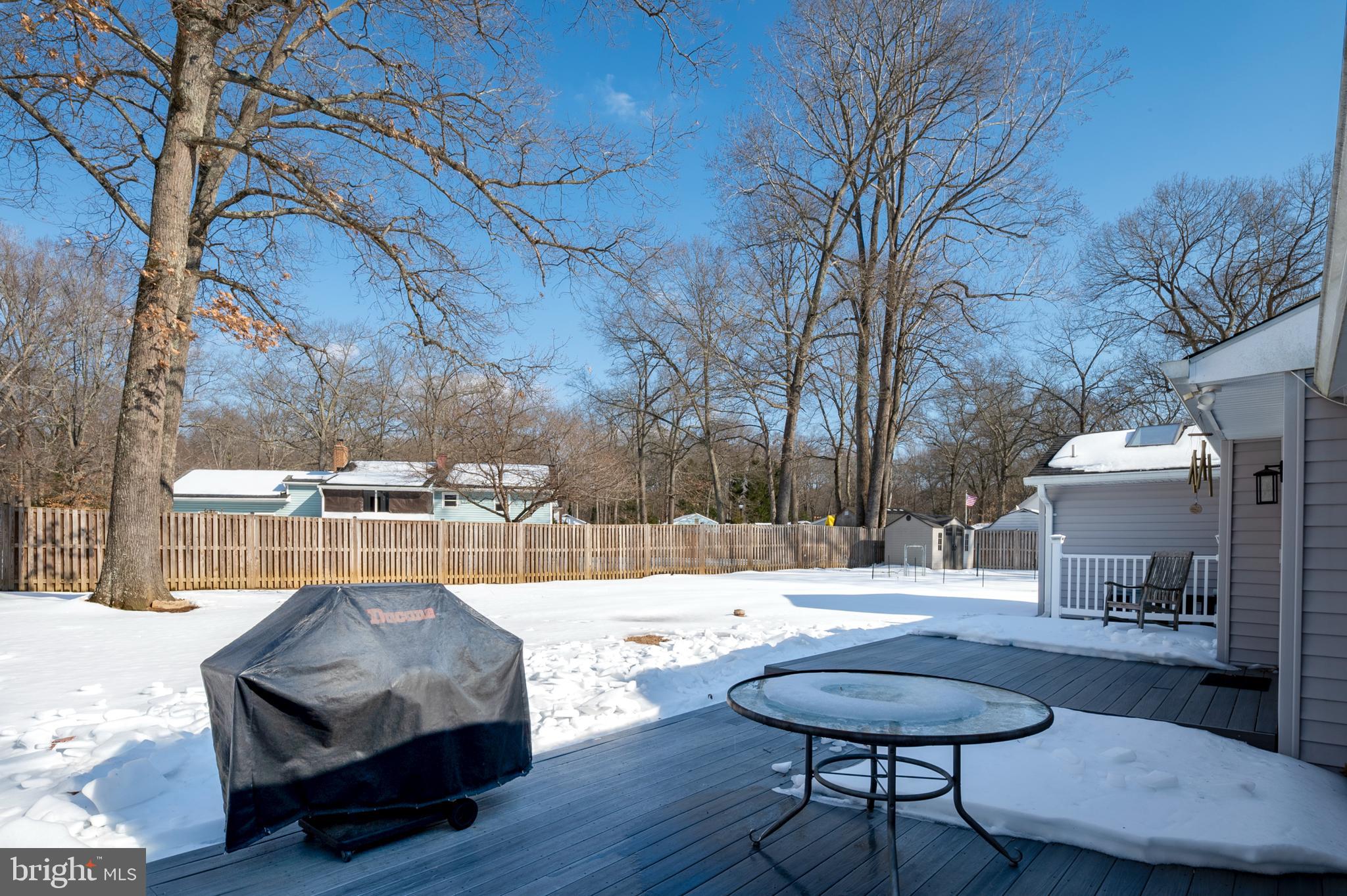 RIVERWOOD - Residential