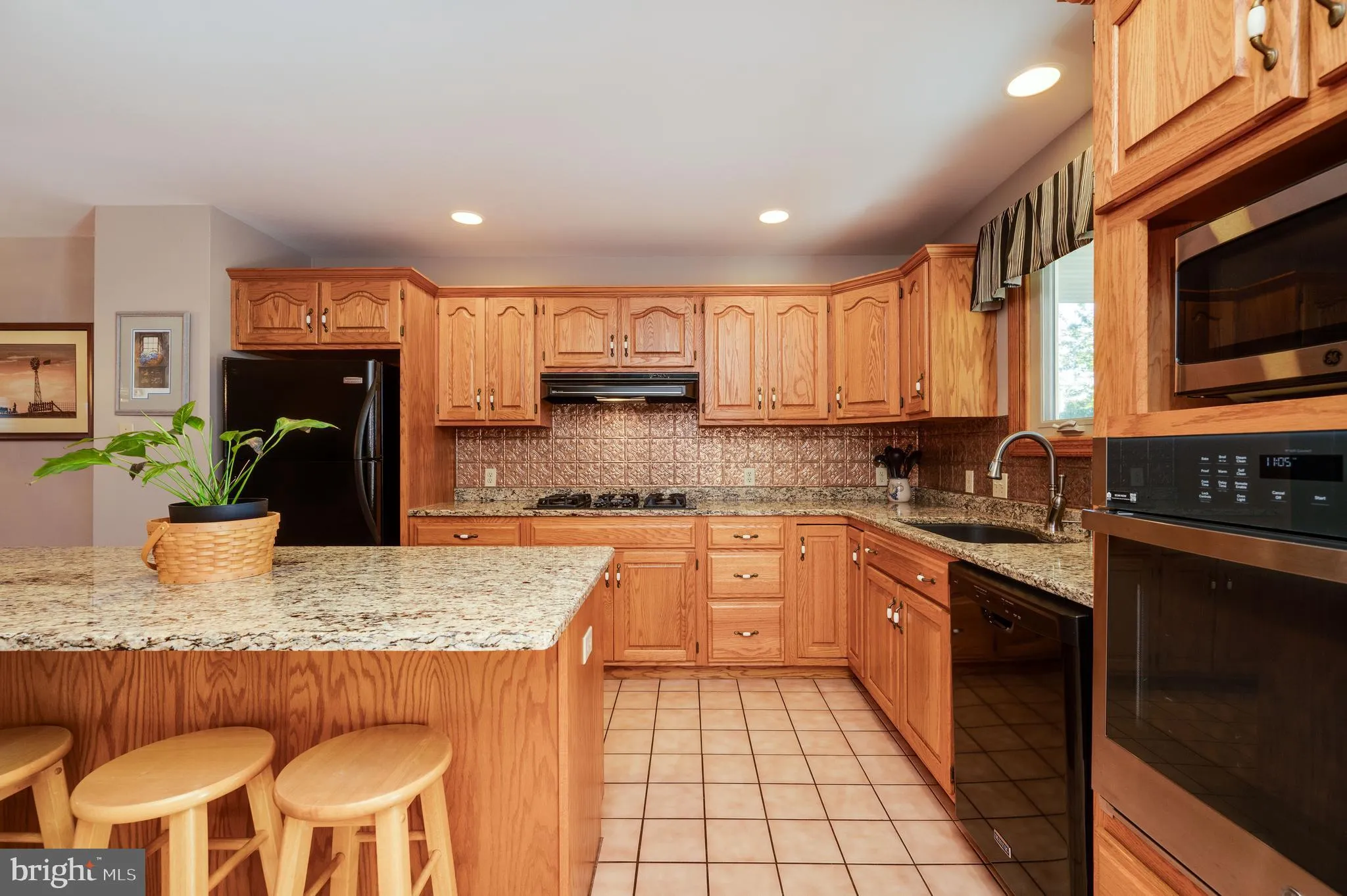 Leesport, Pennsylvania 19533, United States, 4 Bedrooms Bedrooms, ,2 BathroomsBathrooms,Residential,Coming Soon,235005