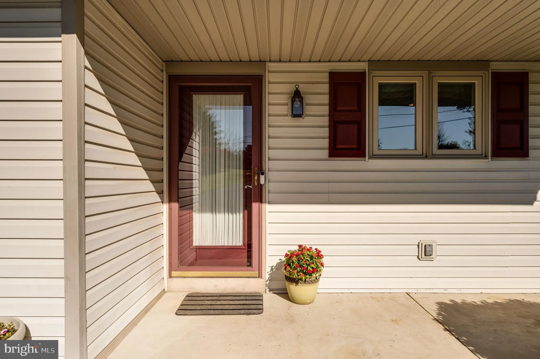 Leesport, Pennsylvania 19533, United States, 4 Bedrooms Bedrooms, ,2 BathroomsBathrooms,Residential,Coming Soon,235005