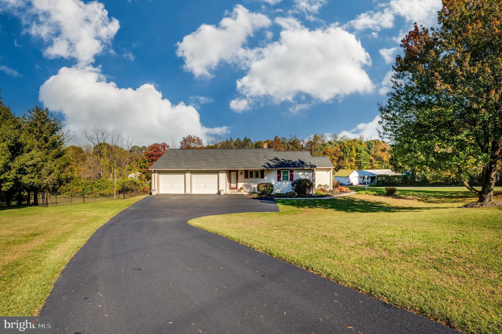 Leesport, Pennsylvania 19533, United States, 4 Bedrooms Bedrooms, ,2 BathroomsBathrooms,Residential,Coming Soon,235005