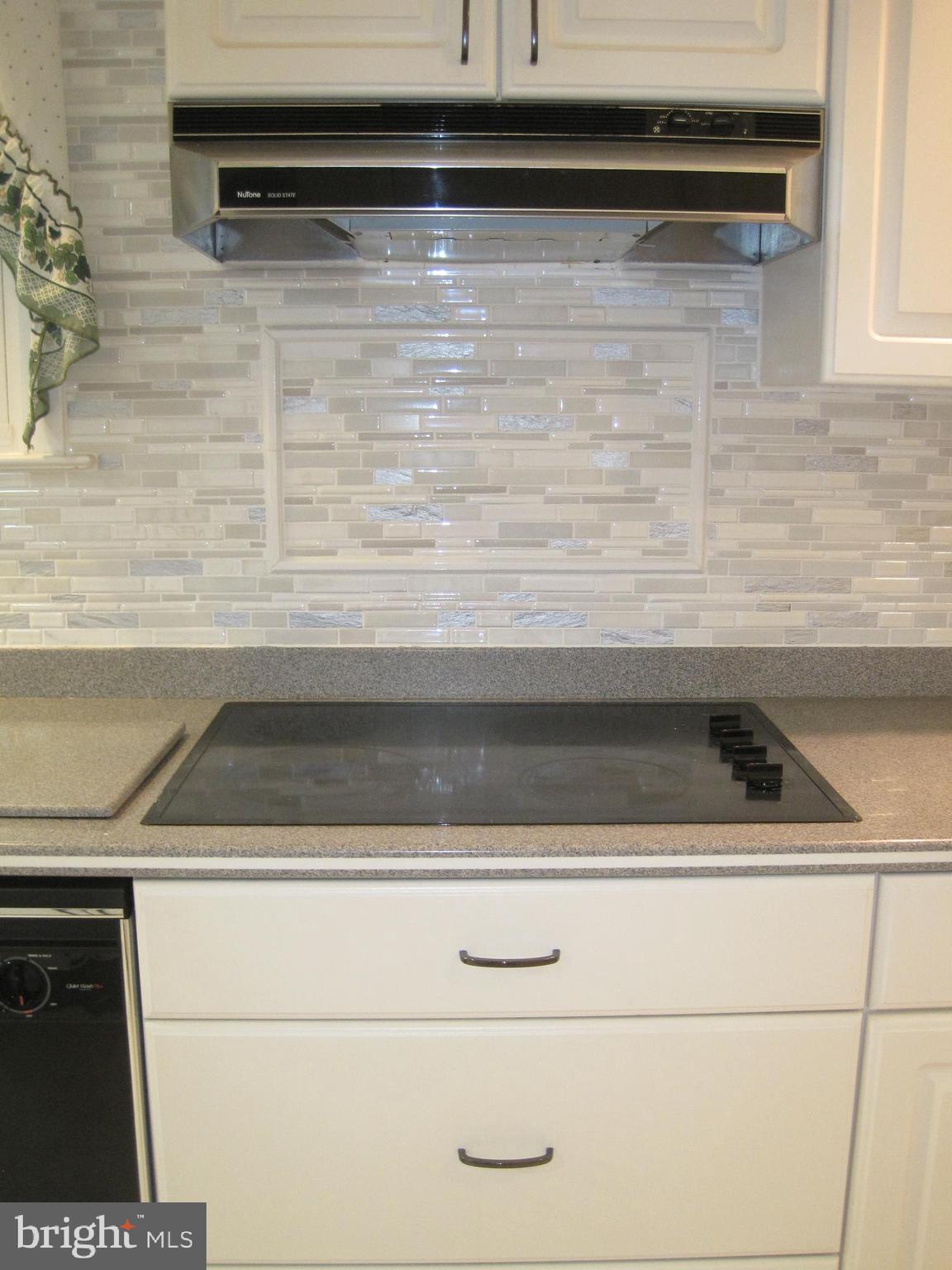 CHENOAK MANOR - Residential