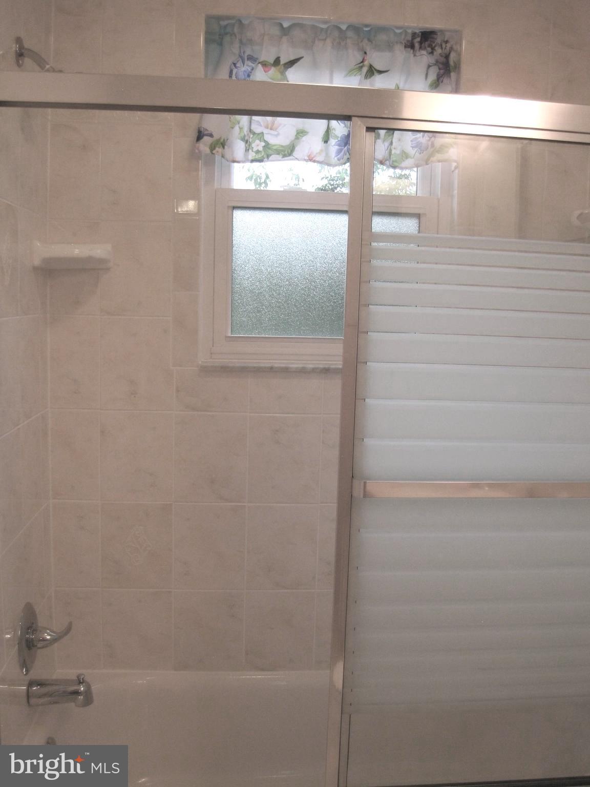 CHENOAK MANOR - Residential