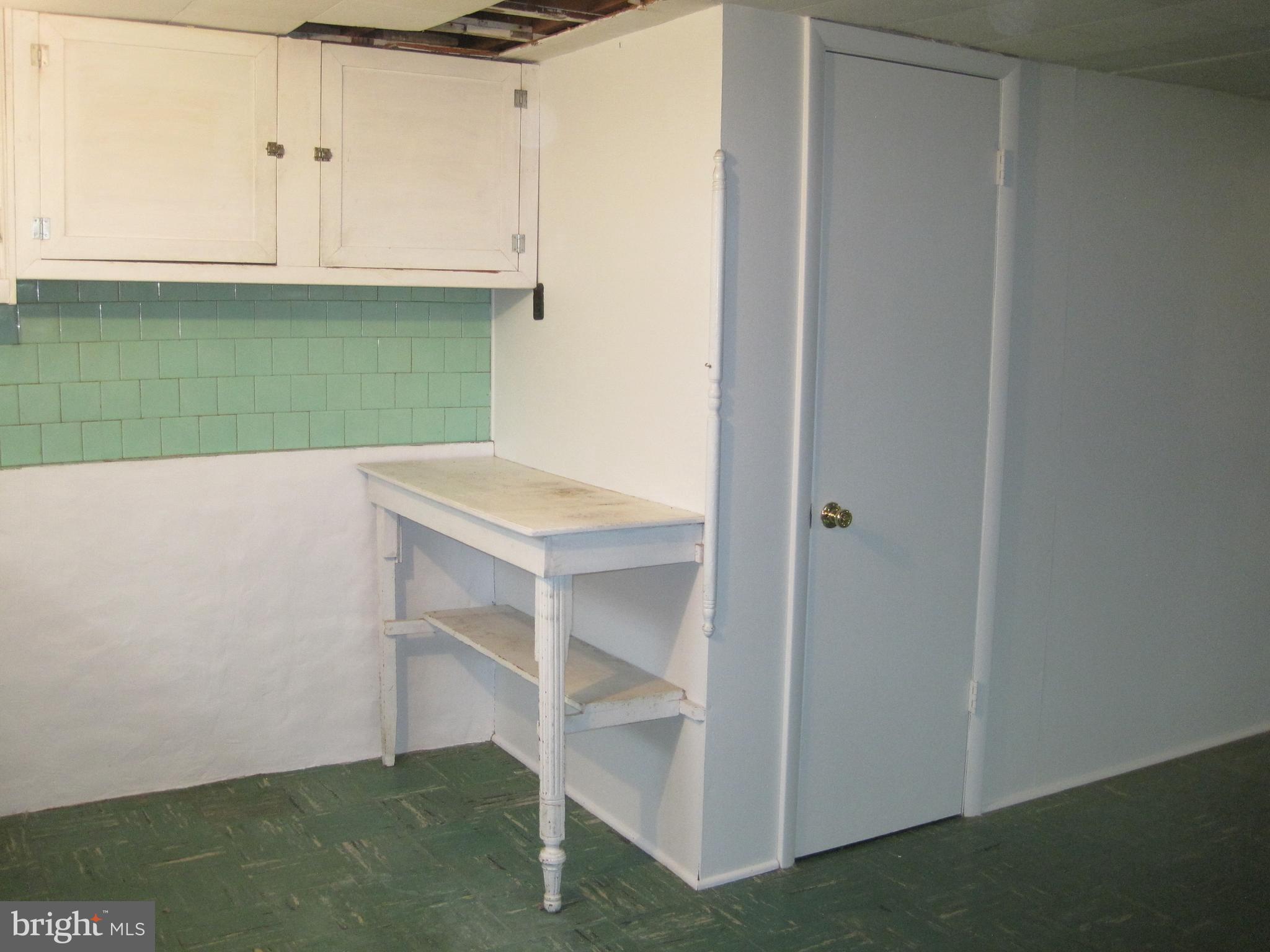 CHENOAK MANOR - Residential