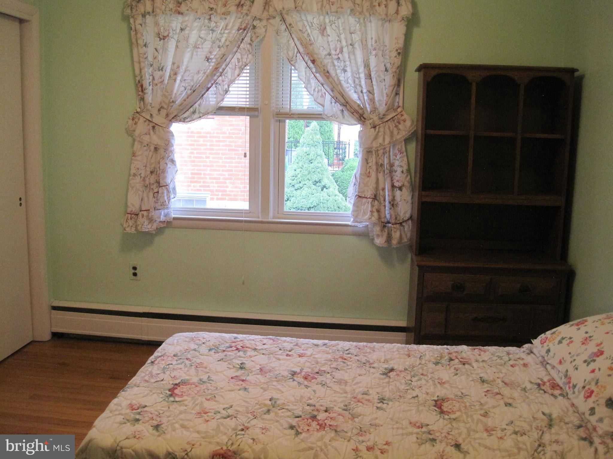 CHENOAK MANOR - Residential