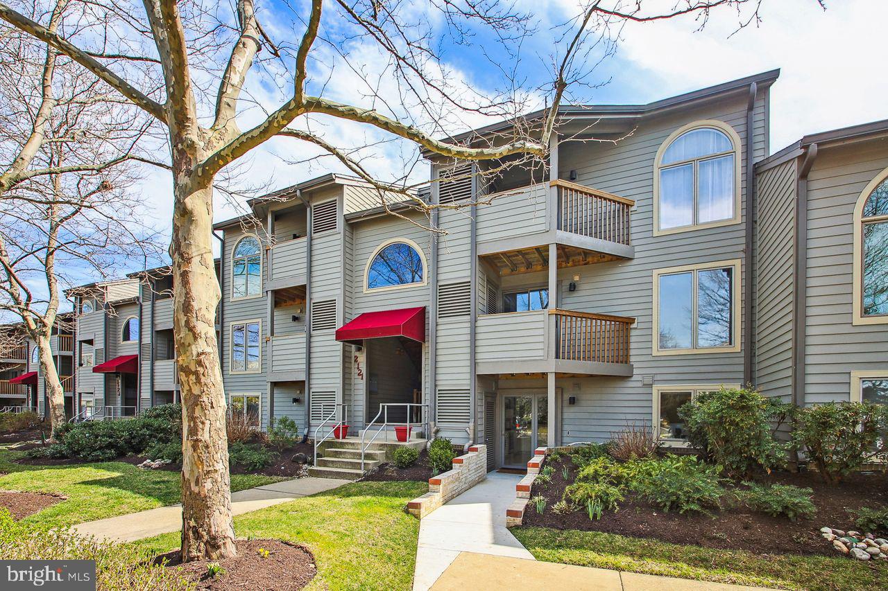 CHESAPEAKE HARBOUR - Residential