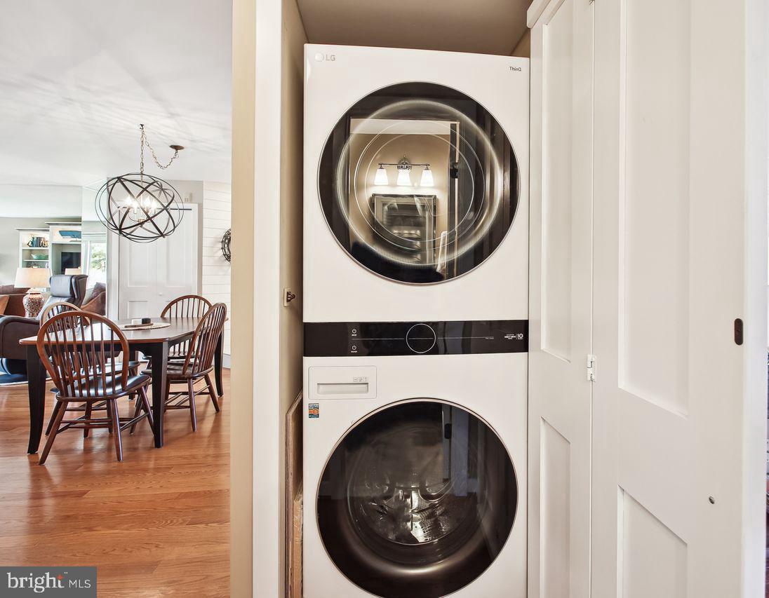 CHESAPEAKE HARBOUR - Residential