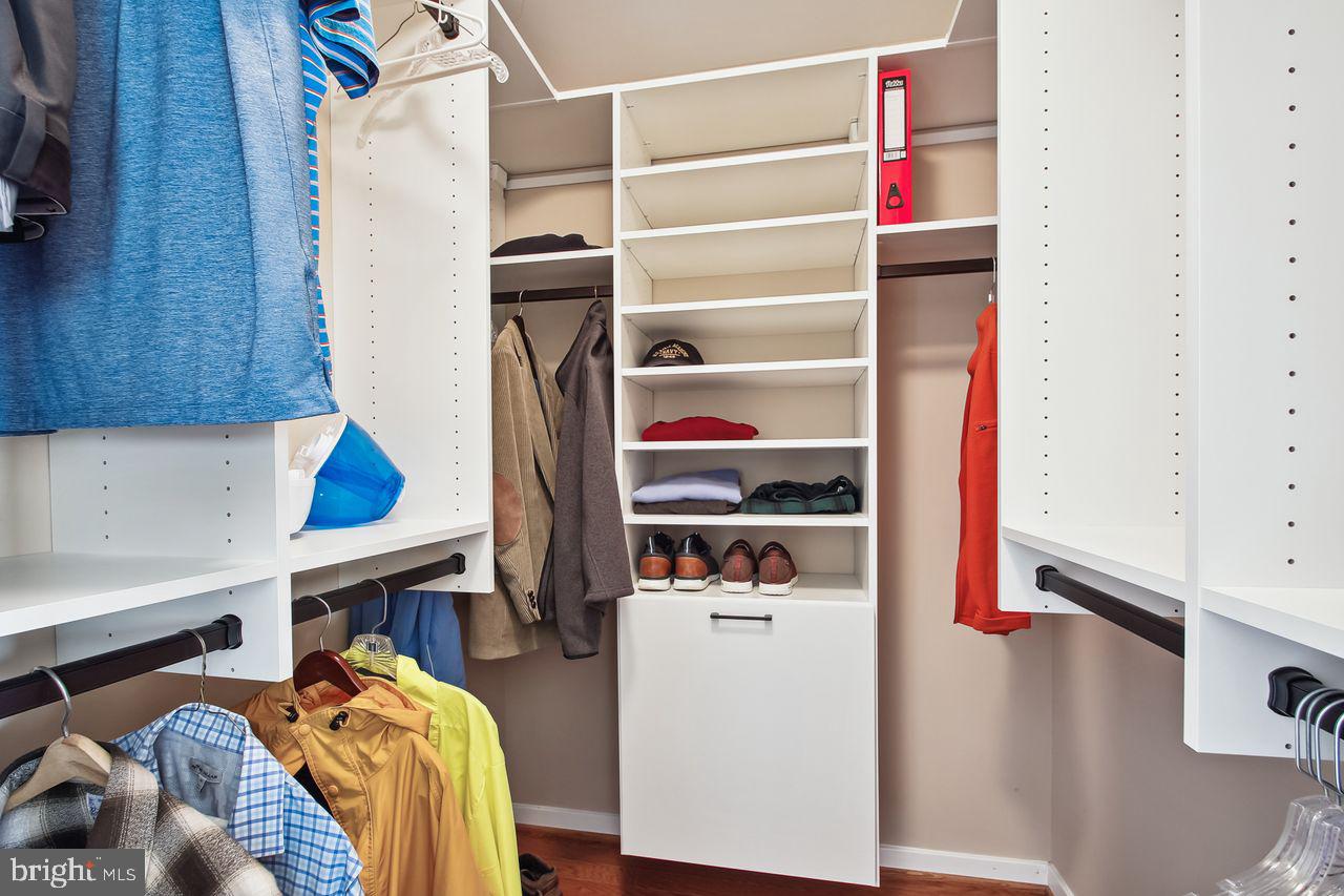 CHESAPEAKE HARBOUR - Residential