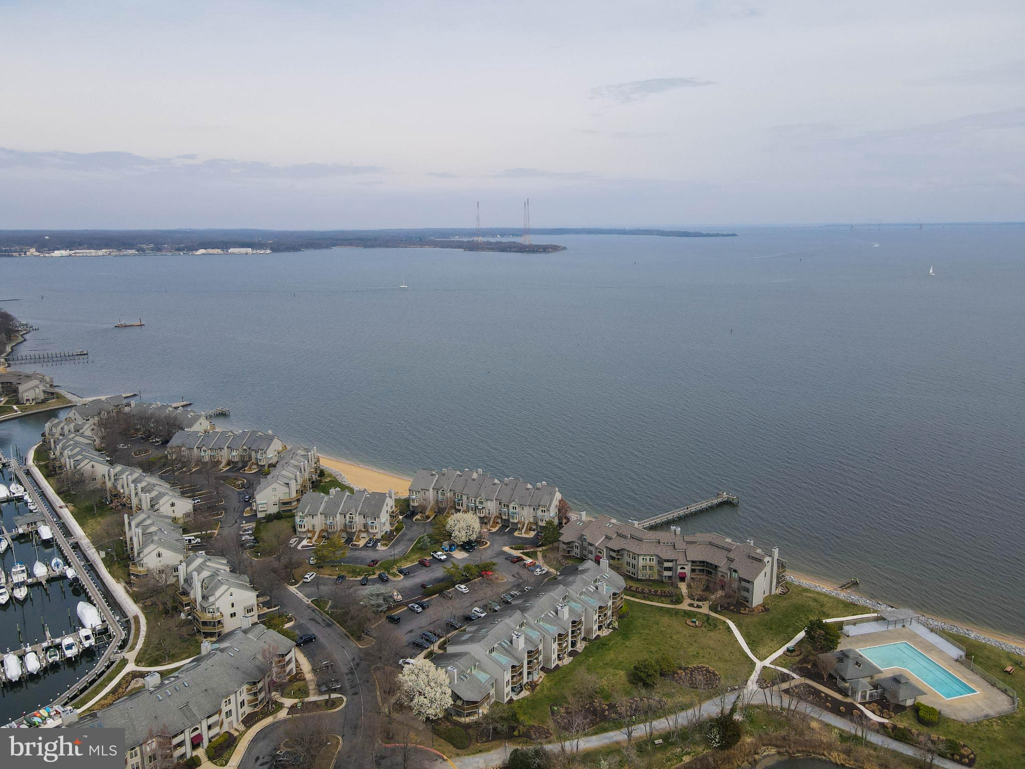 CHESAPEAKE HARBOUR - Residential