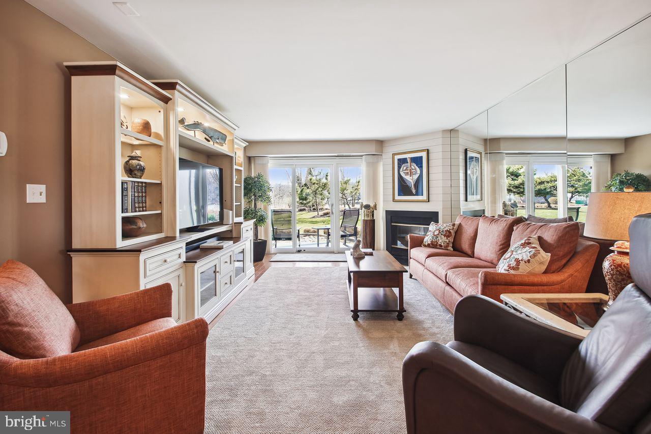 CHESAPEAKE HARBOUR - Residential