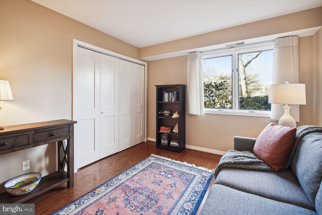 CHESAPEAKE HARBOUR - Residential