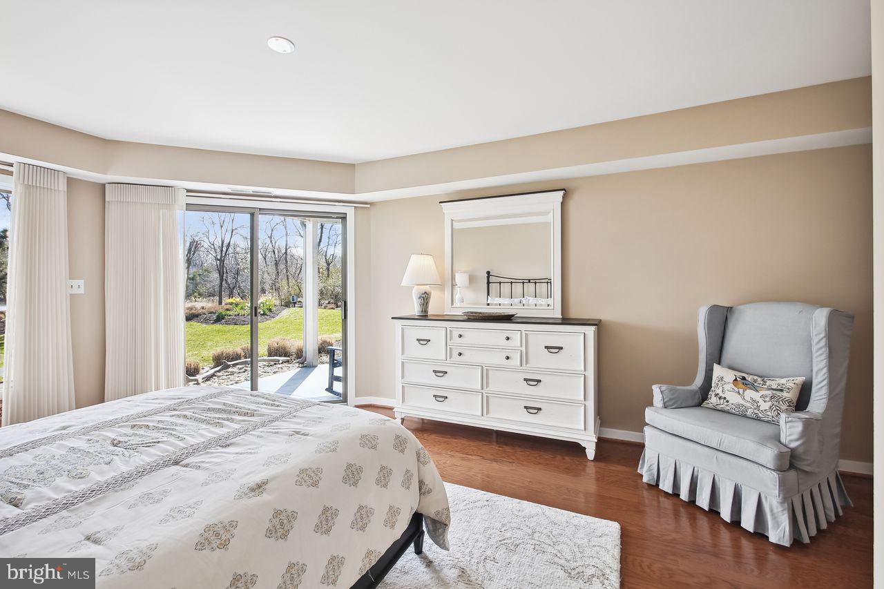 CHESAPEAKE HARBOUR - Residential