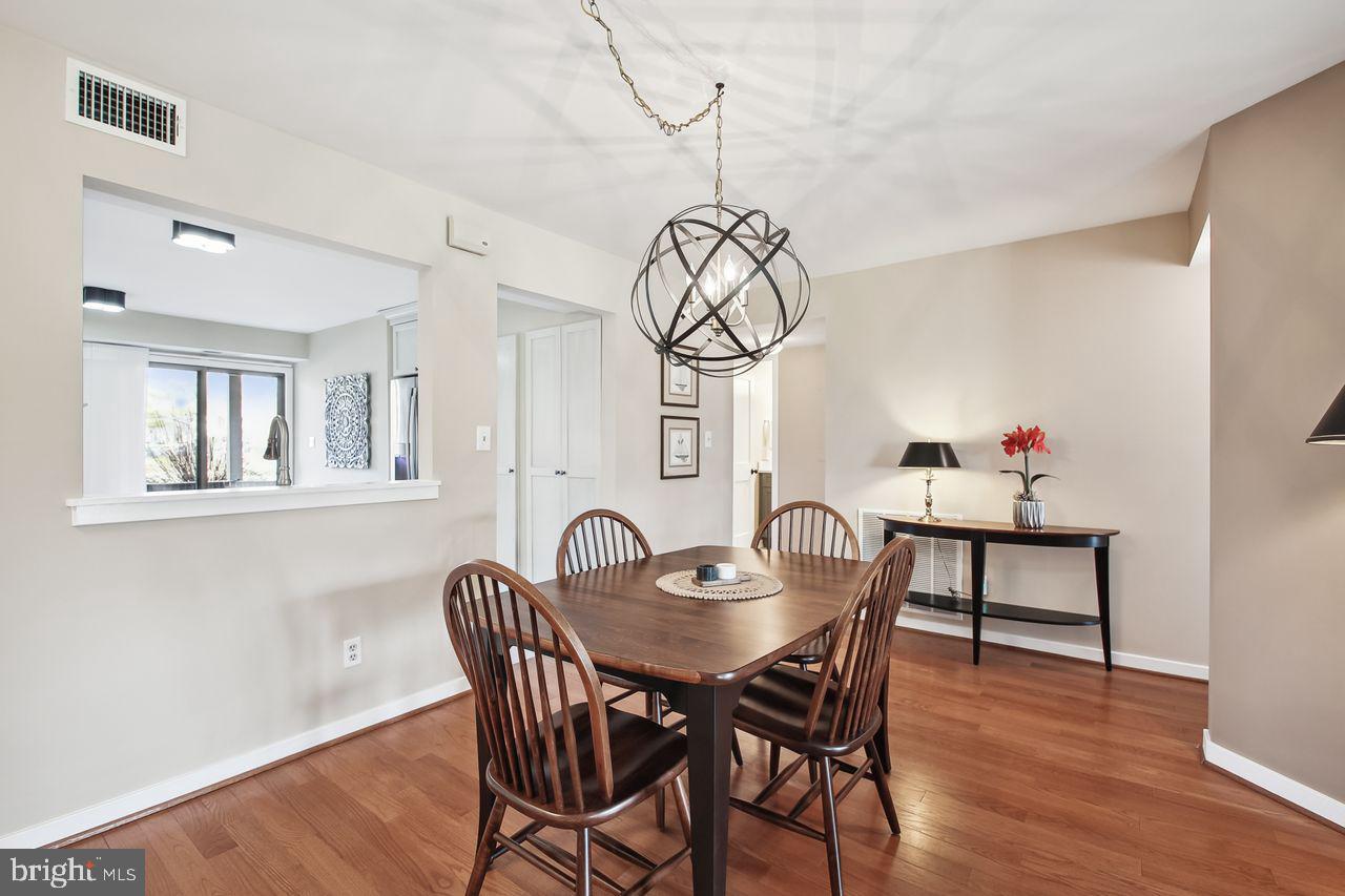 CHESAPEAKE HARBOUR - Residential