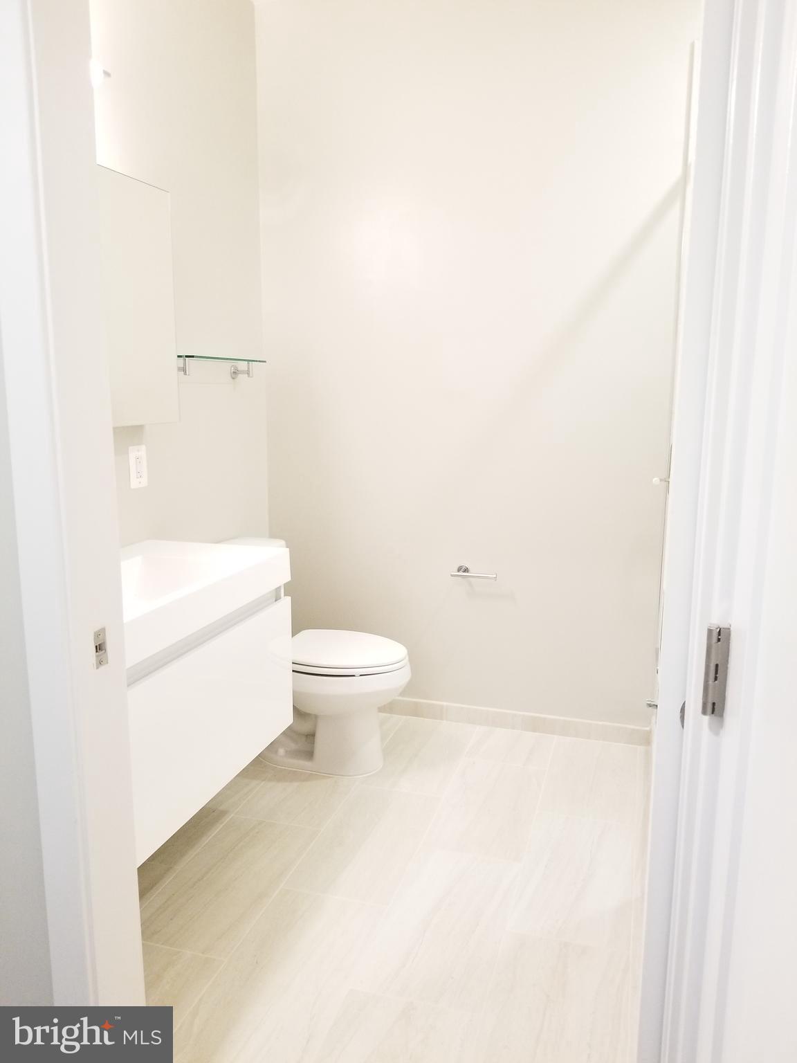 TRAFALGAR FLATS - Residential