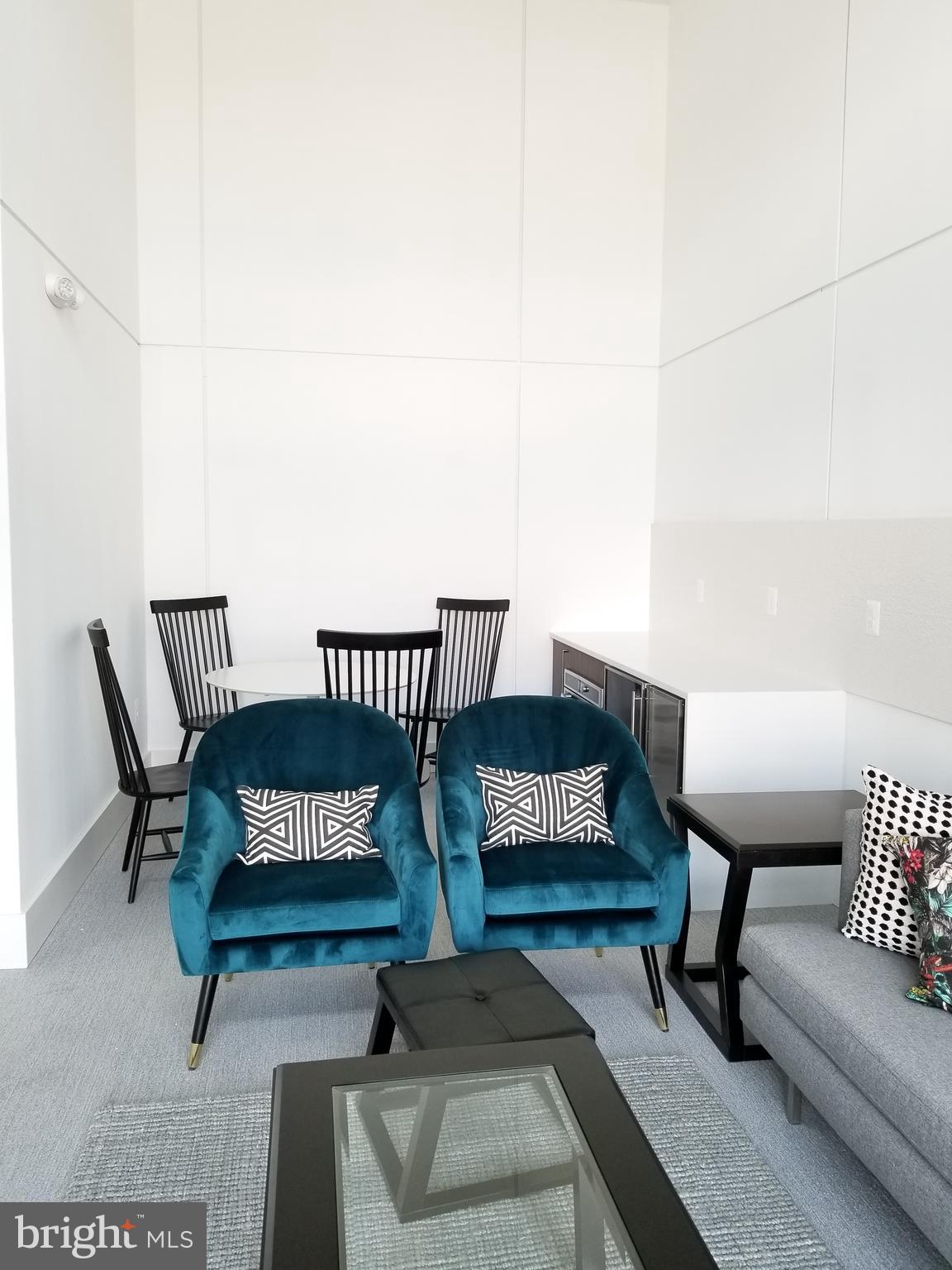 TRAFALGAR FLATS - Residential