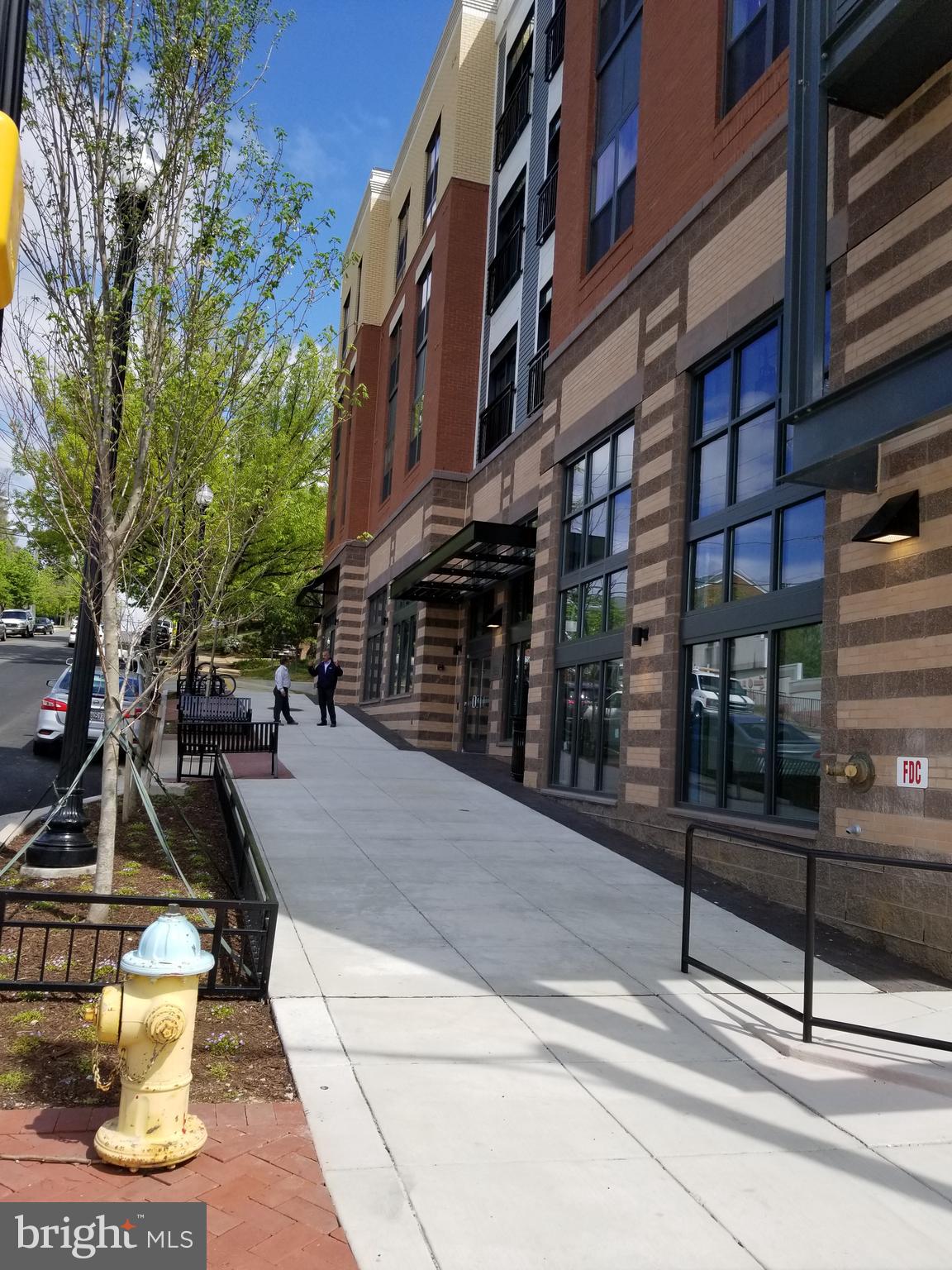 TRAFALGAR FLATS - Residential