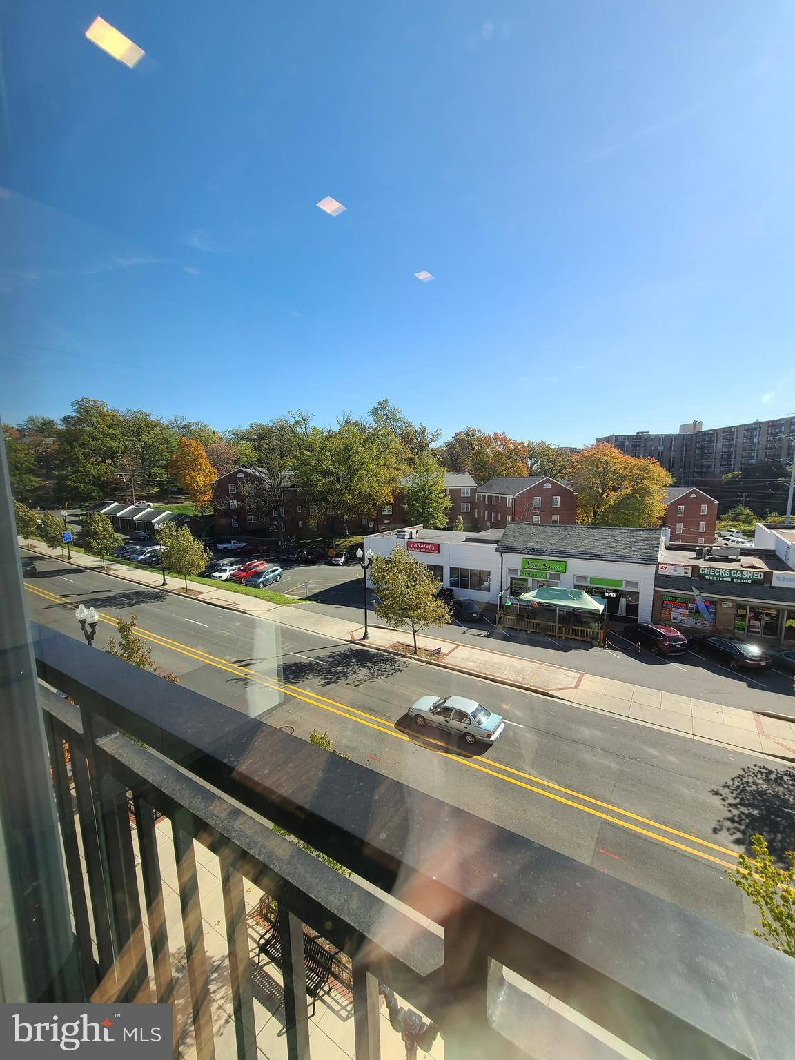 TRAFALGAR FLATS - Residential