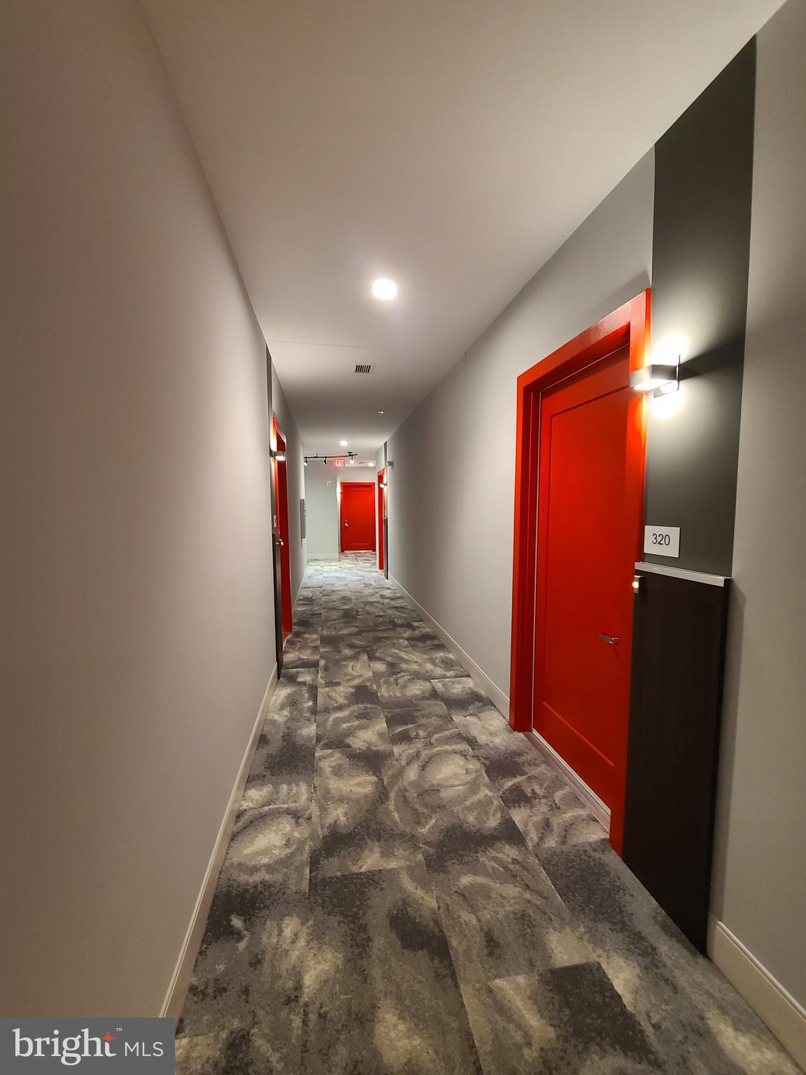 TRAFALGAR FLATS - Residential