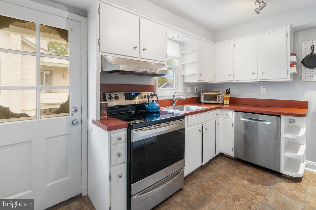 HAMILTON HEIGHTS - Residential