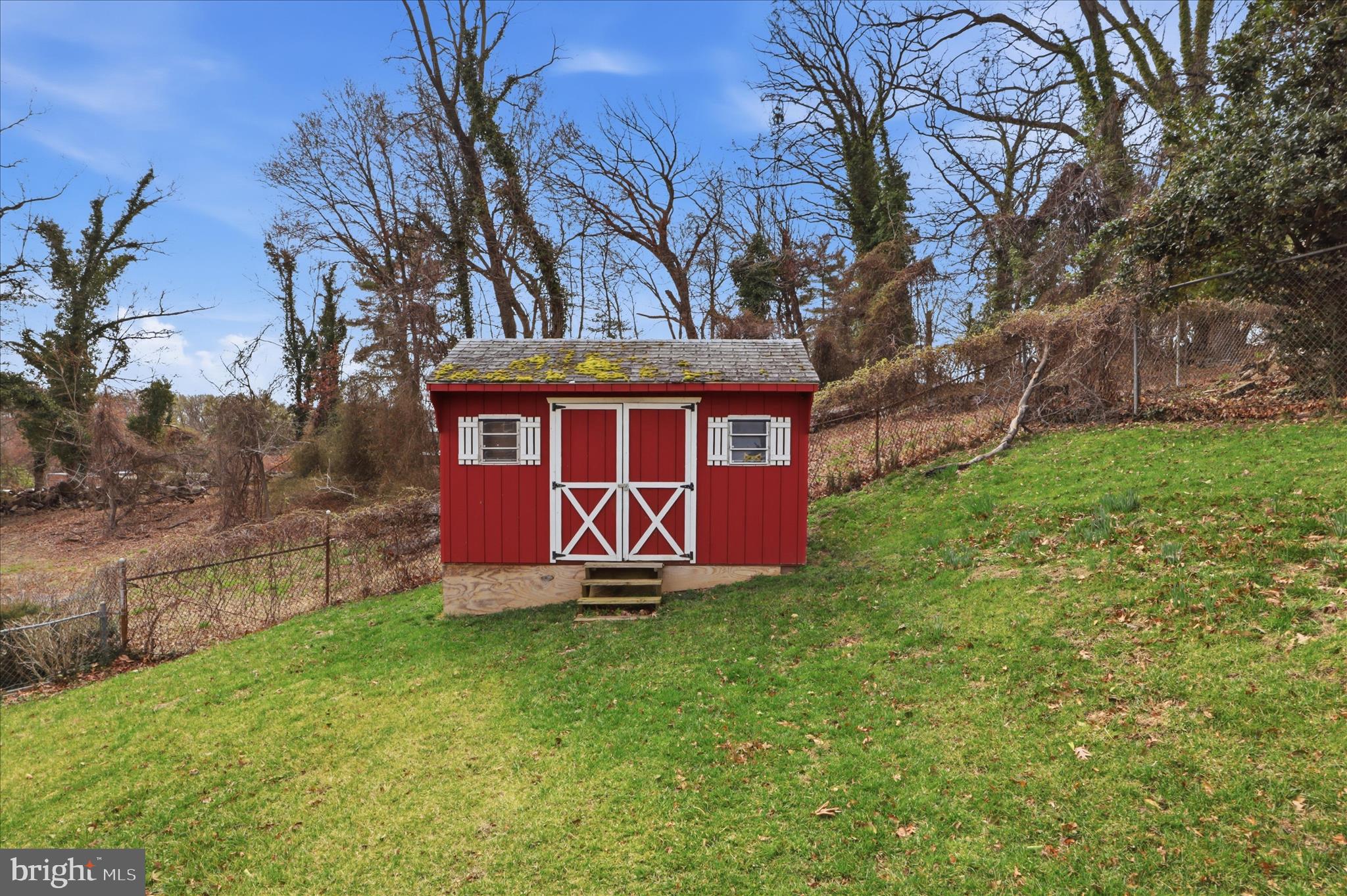 MICHIGAN PARK HILLS - Residential