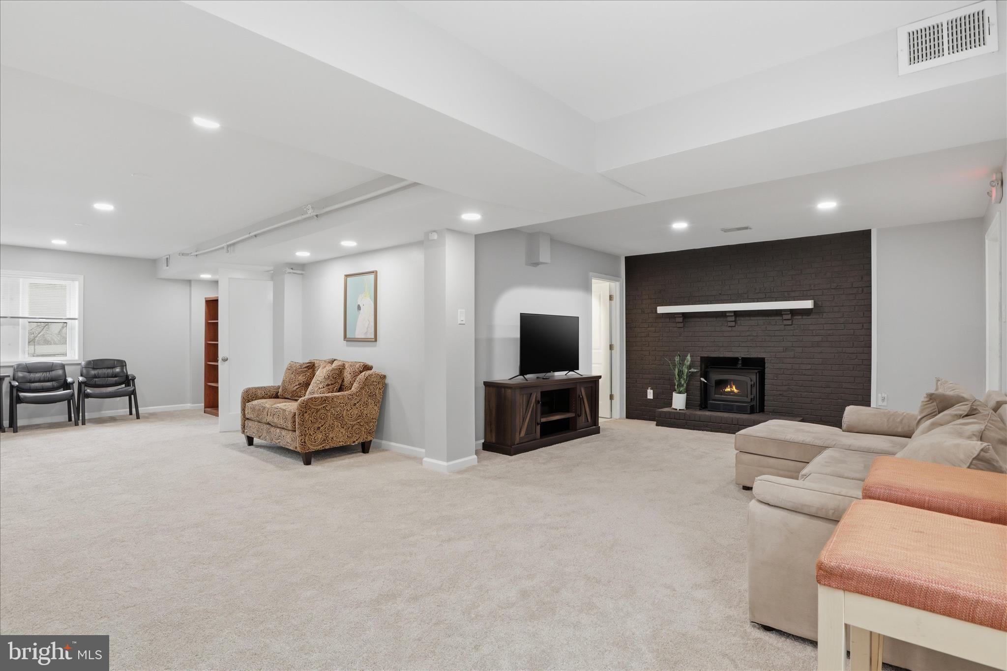 MICHIGAN PARK HILLS - Residential