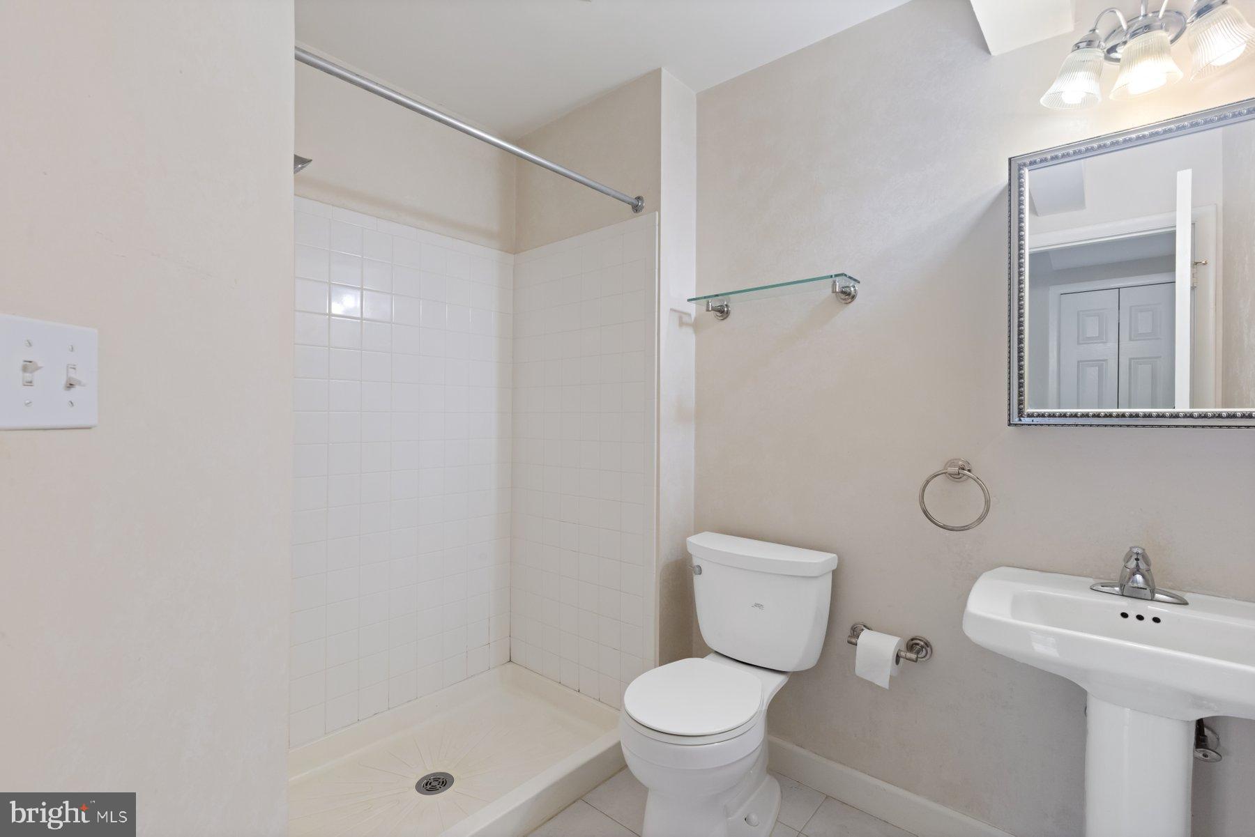 VILLAGE OF OWEN BROWN - Residential