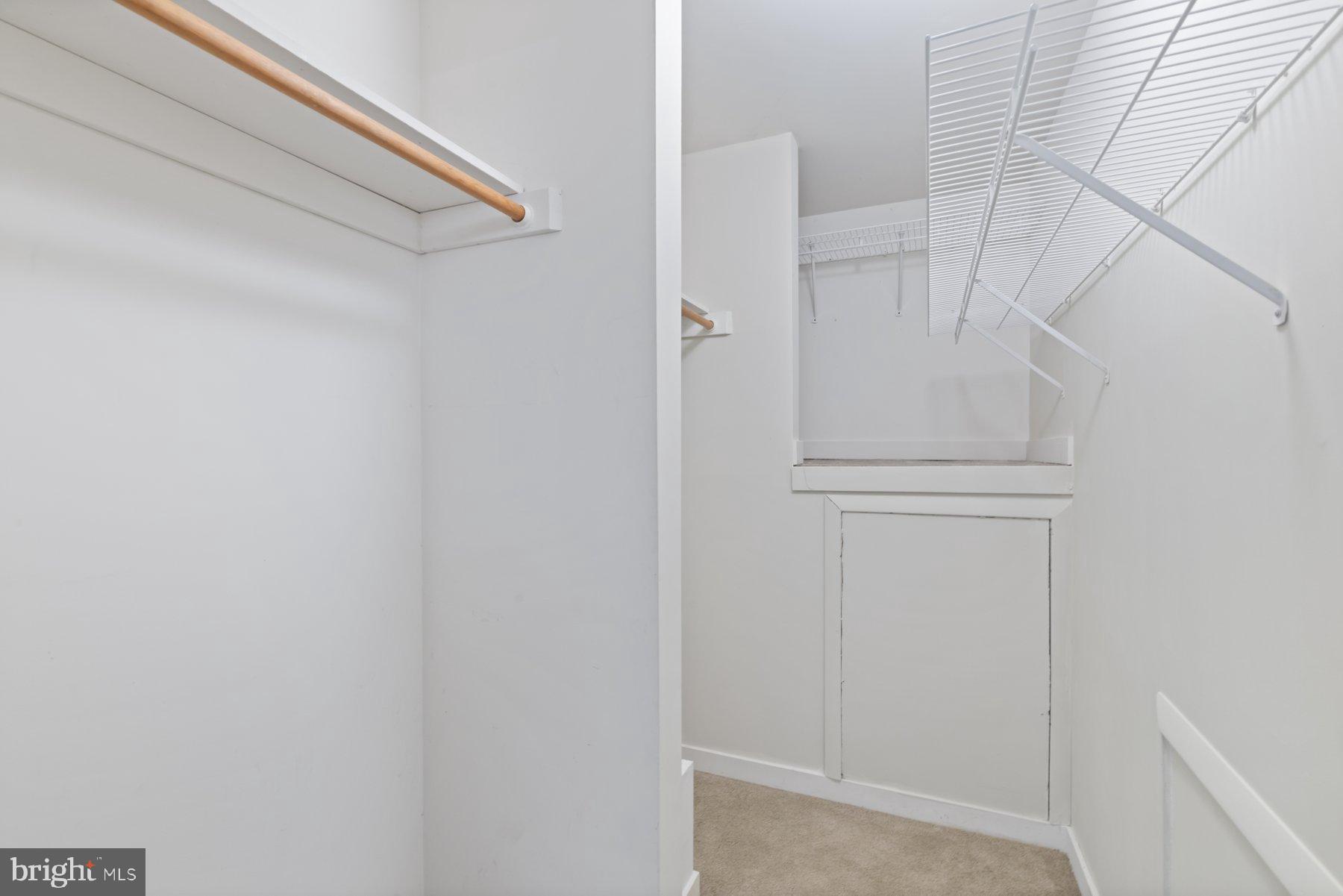 VILLAGE OF OWEN BROWN - Residential