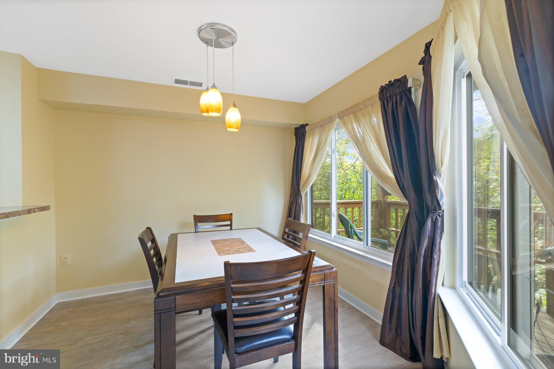 VILLAGE OF OWEN BROWN - Residential