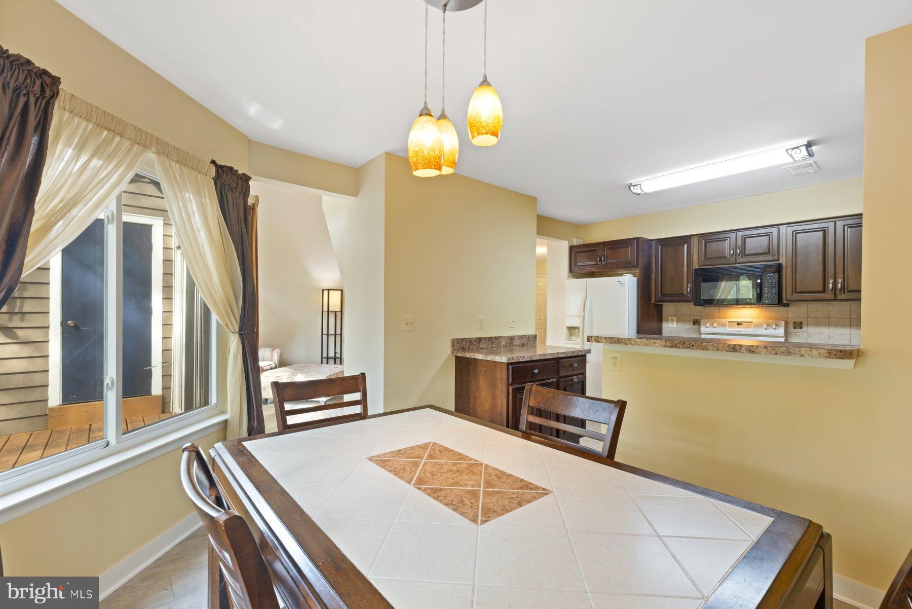 VILLAGE OF OWEN BROWN - Residential